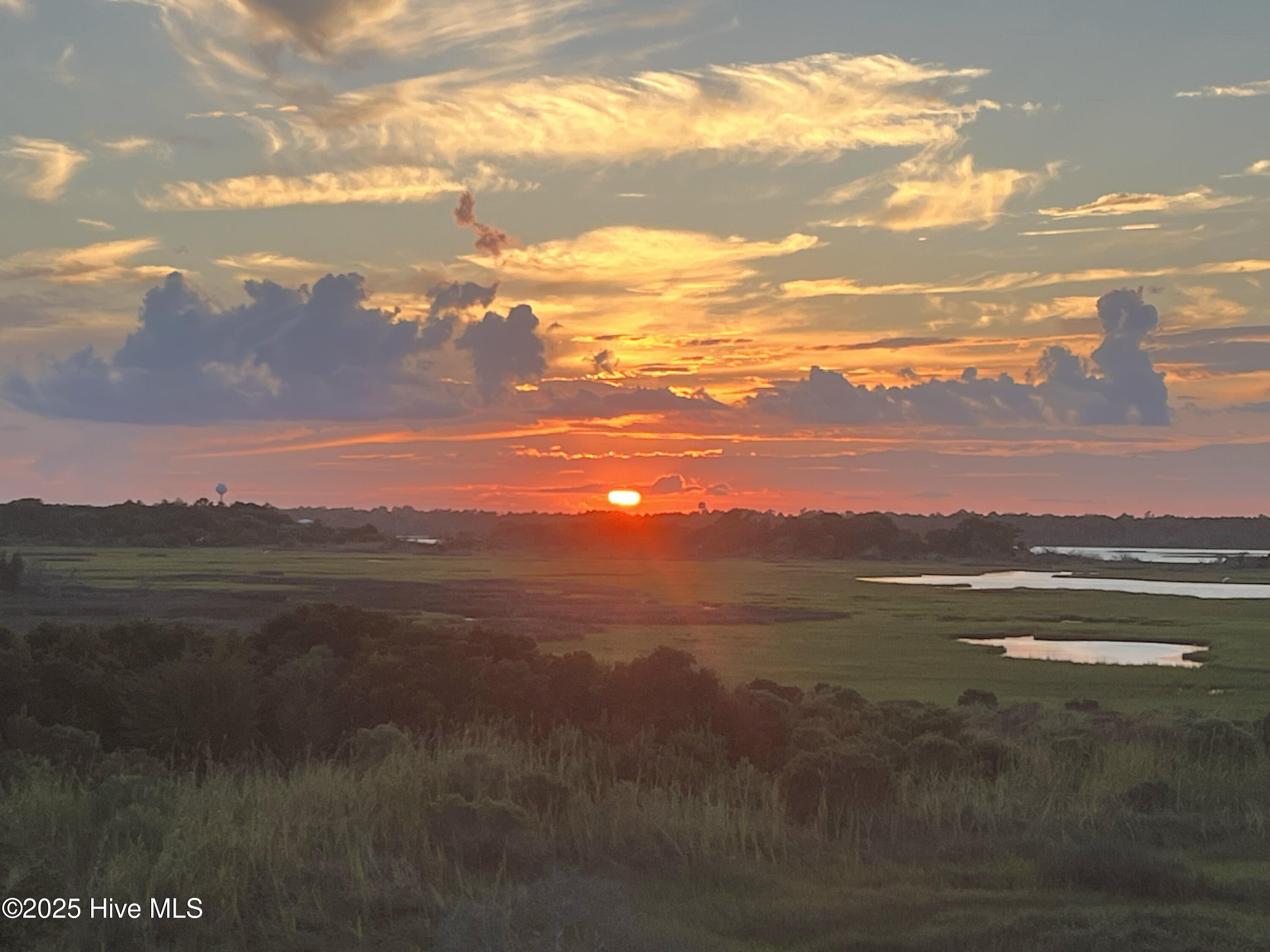 100540688 | Photo 74