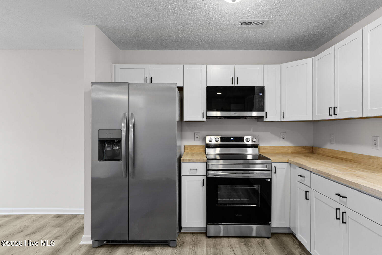 100552070 | Photo 10