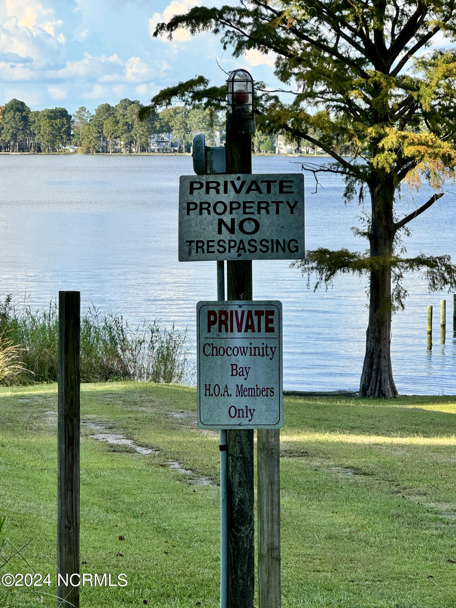 3BBF827A-7AF8-409A-8F40-5035AF51E809_1_2