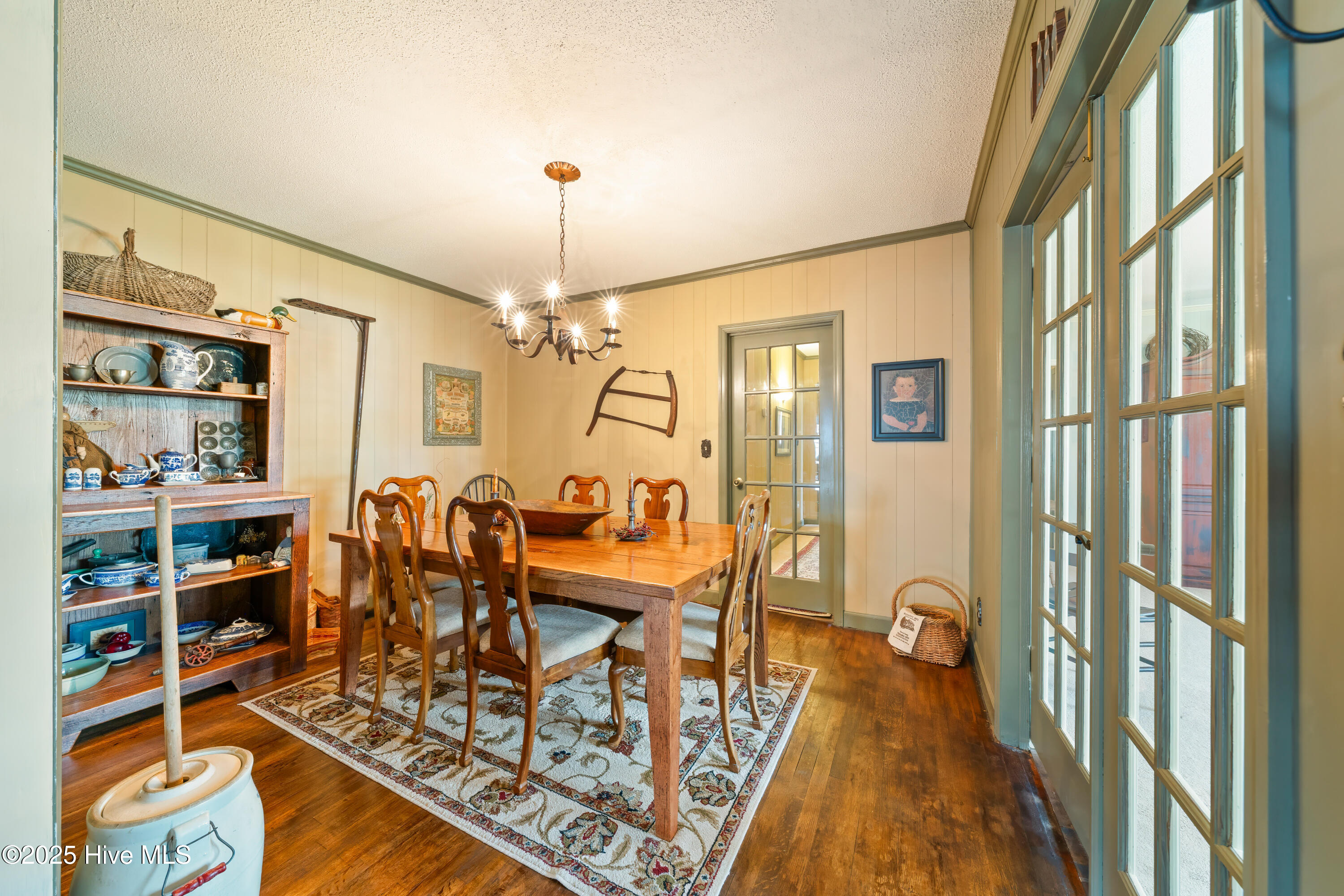 100531366 | Photo 49