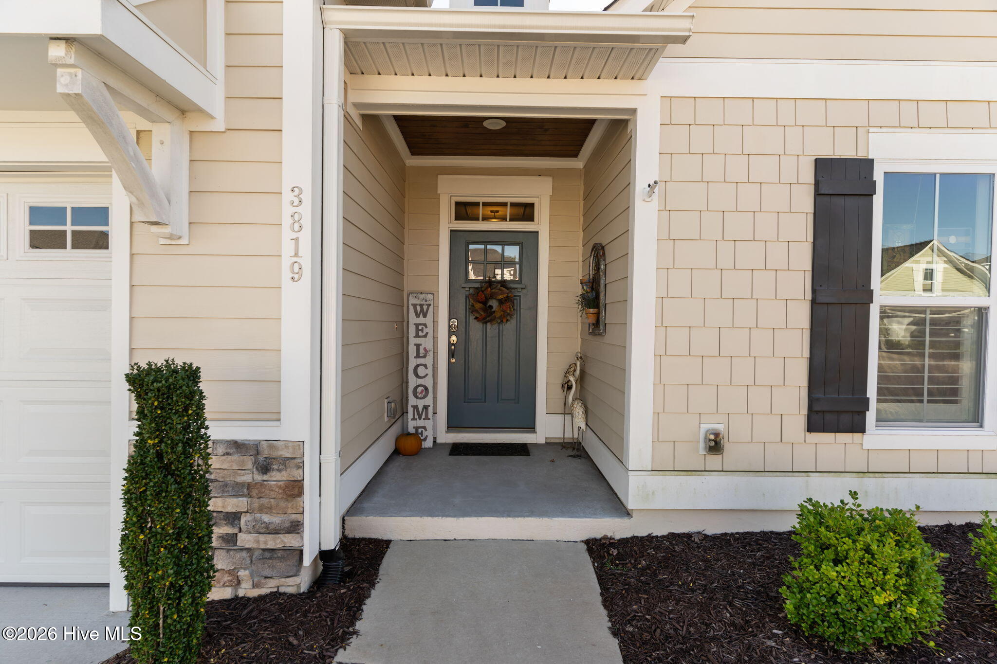 100552868 | Photo 18