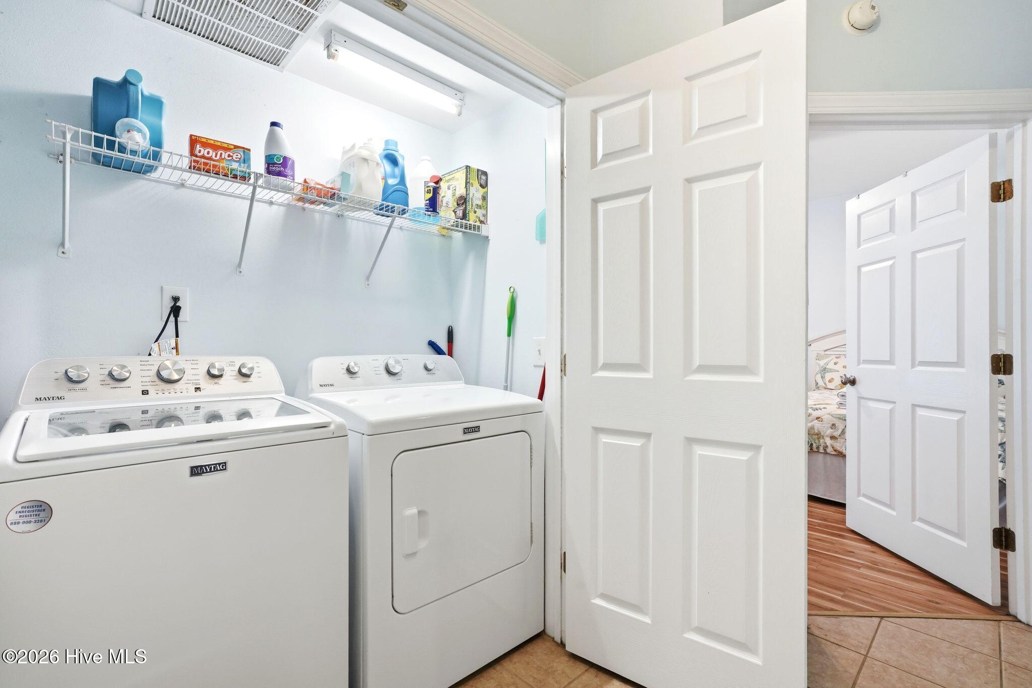 100565288 | Photo 34