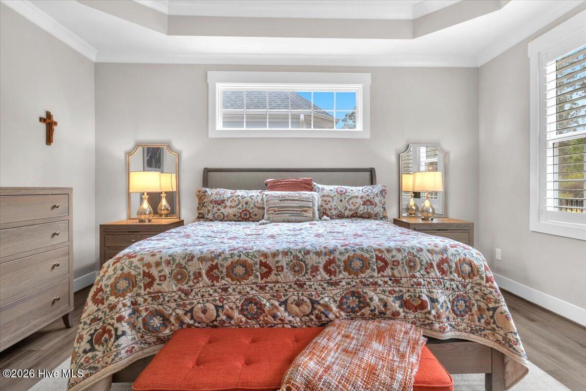 100558709 | Photo 43