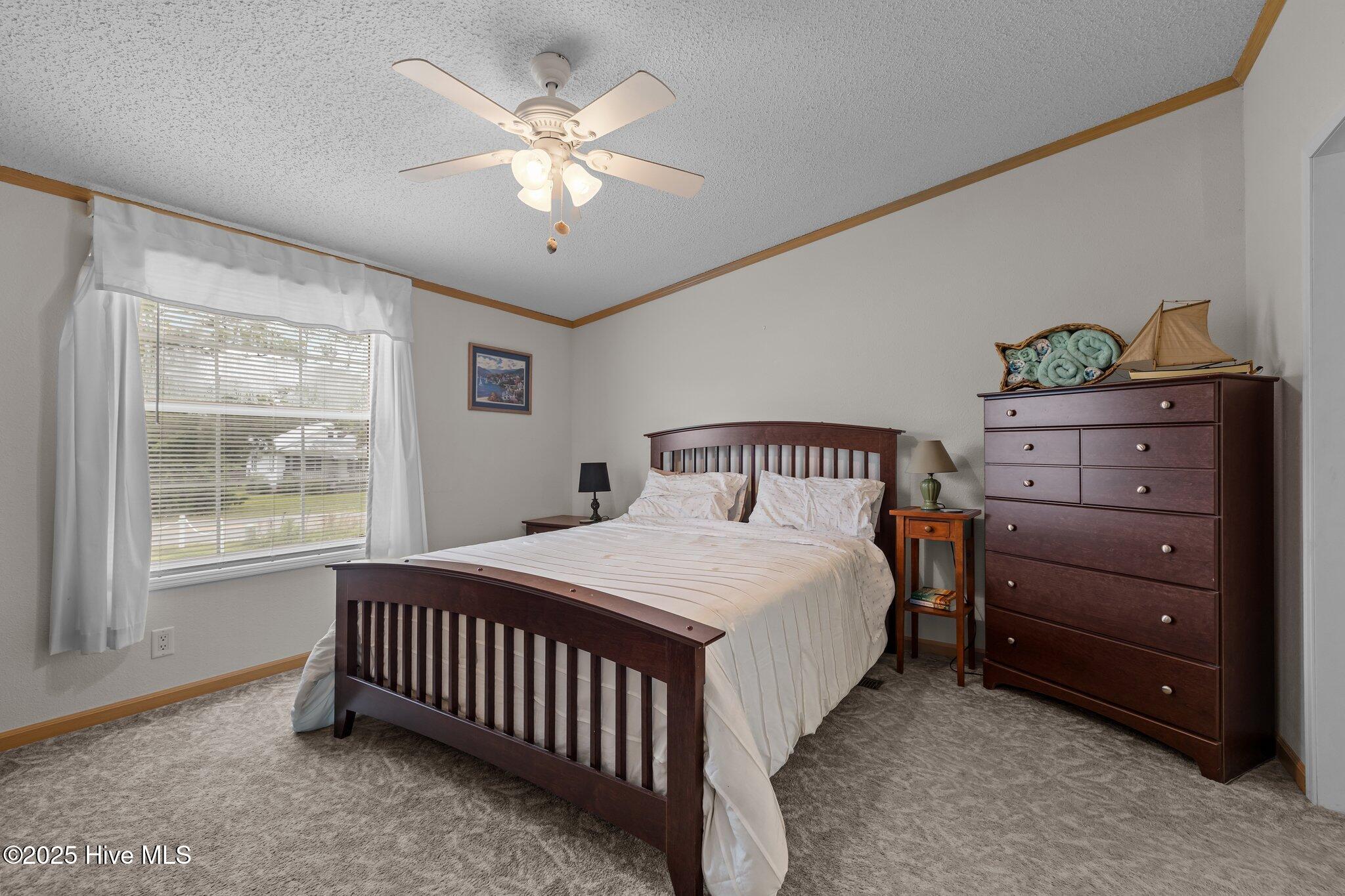 2976 Cedar Island Road,Cedar Island