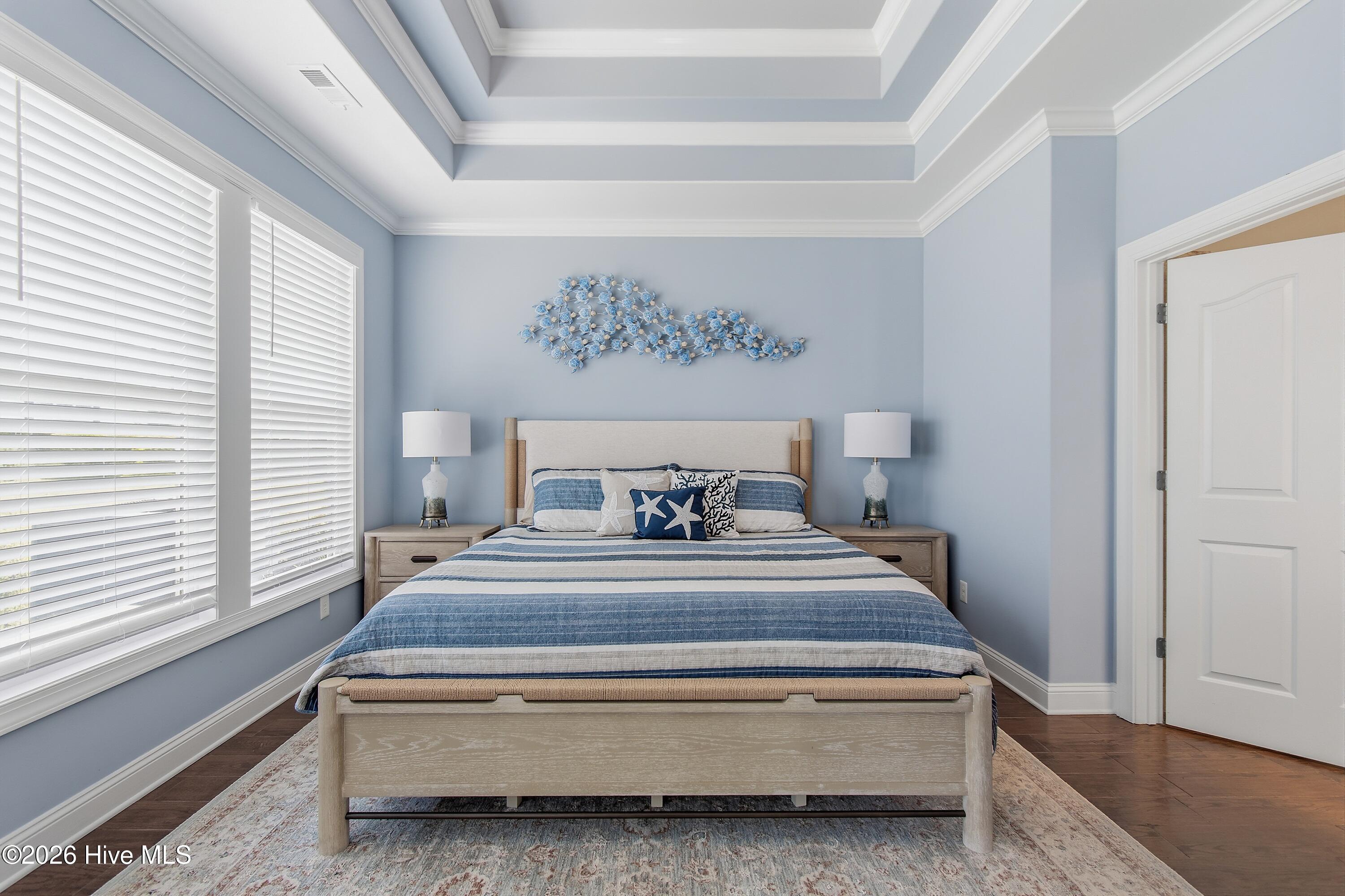 100563777 | Photo 18