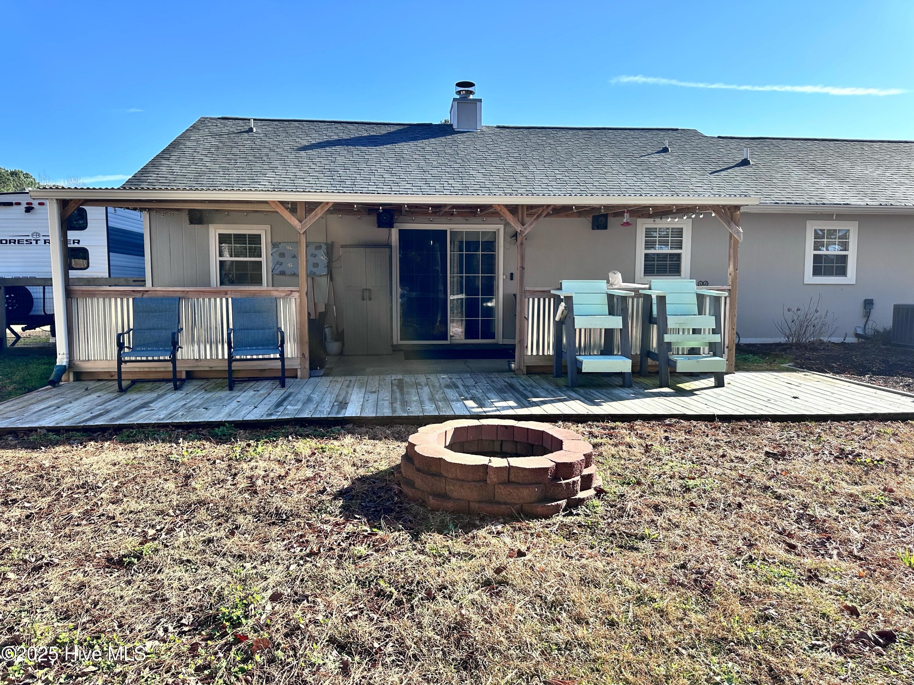 100546985 | Photo 40