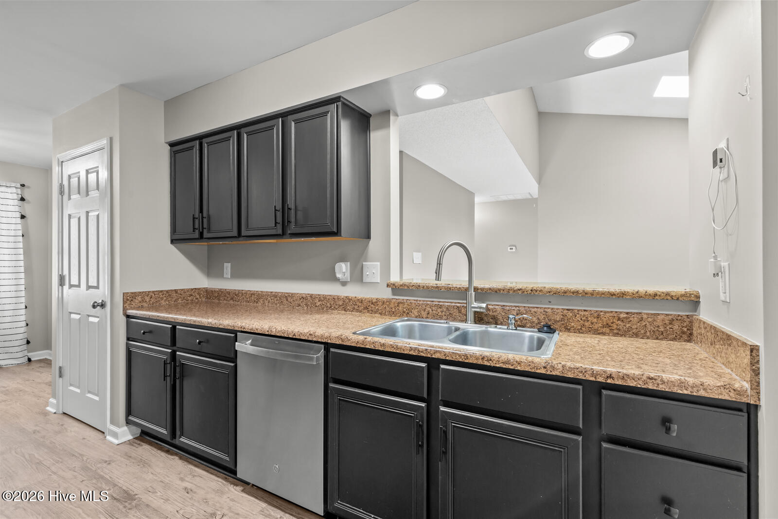 182 Raintree Circle, Jacksonville, NC 28540 – photo 10: raintree-10