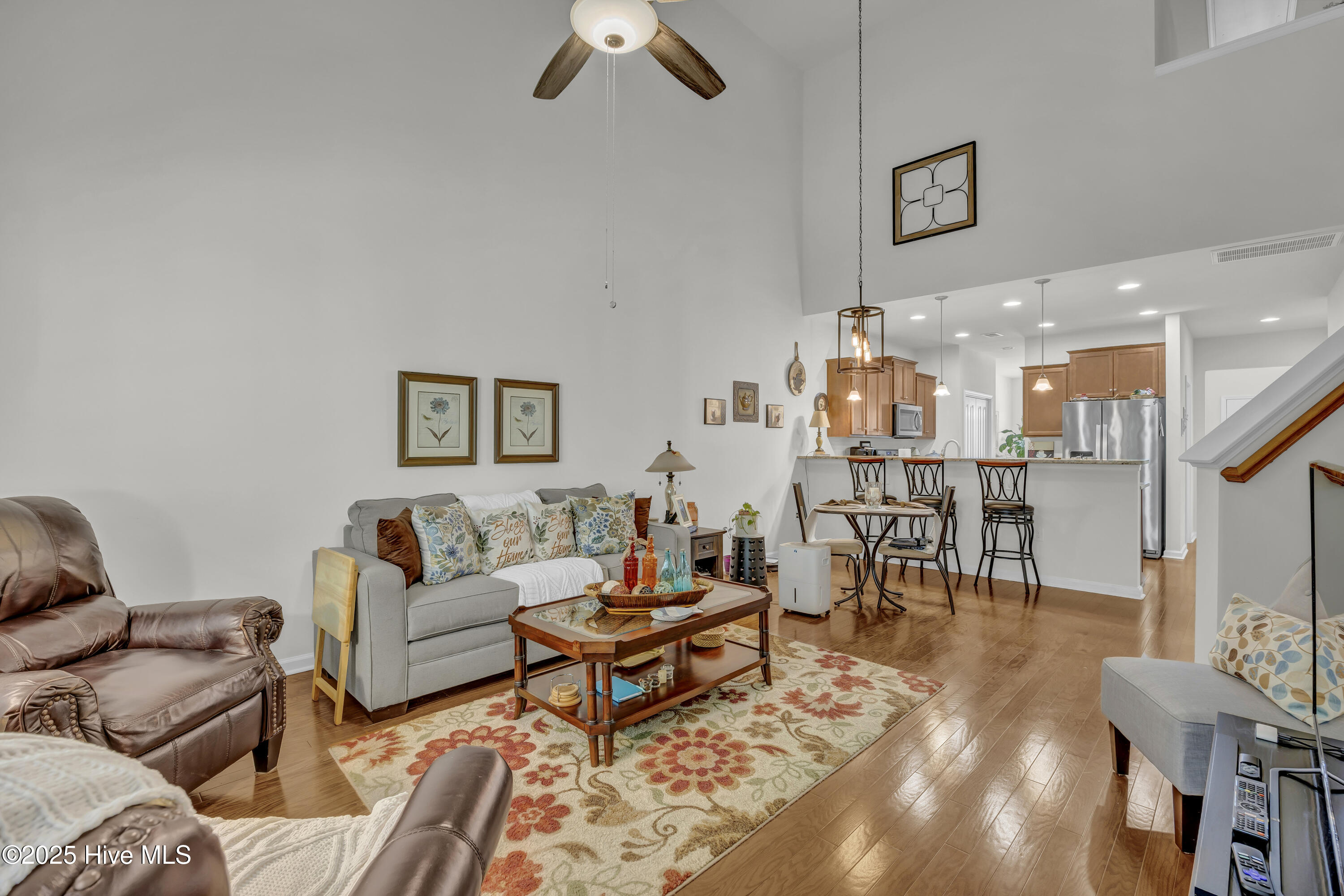 100516530 | Photo 13