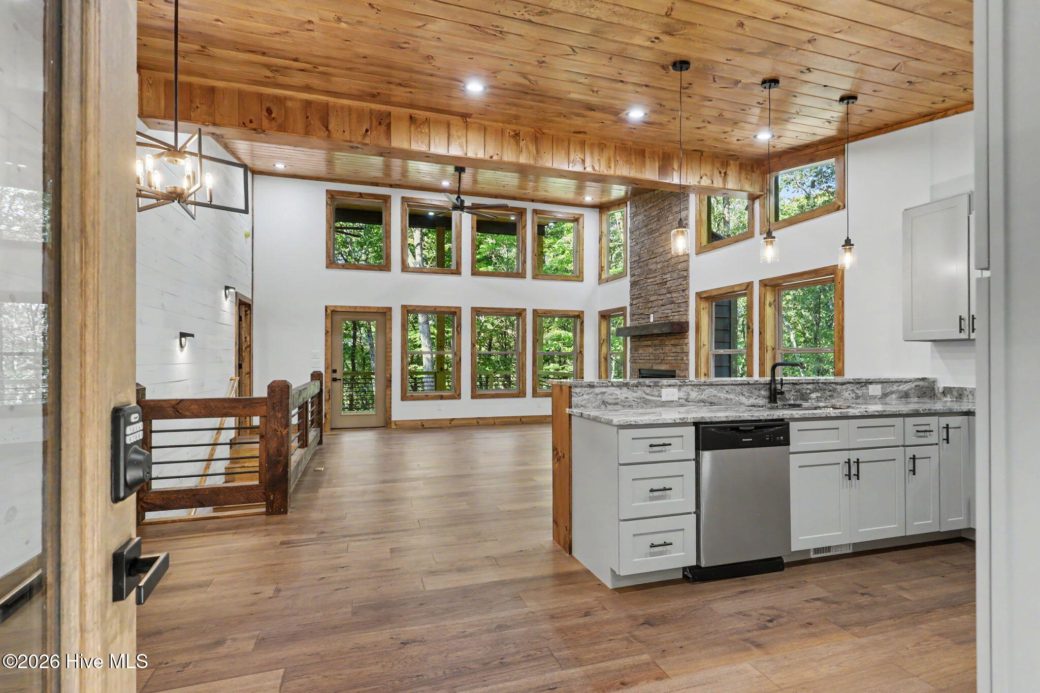 Photo 3 of Single family home for sale at 48 Woodleaf Rd, Morganton, GA 30560 | MLS# 100603637 | Listing updated on 2026-09-15