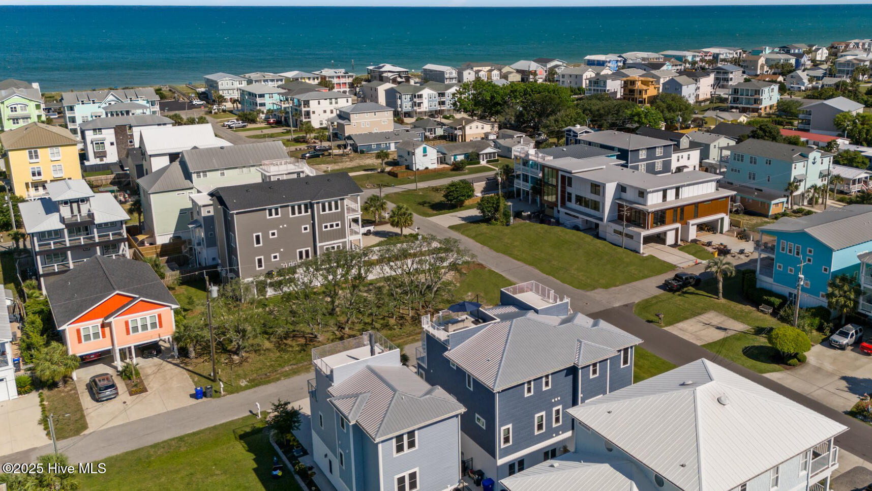 100529961 | Photo 33