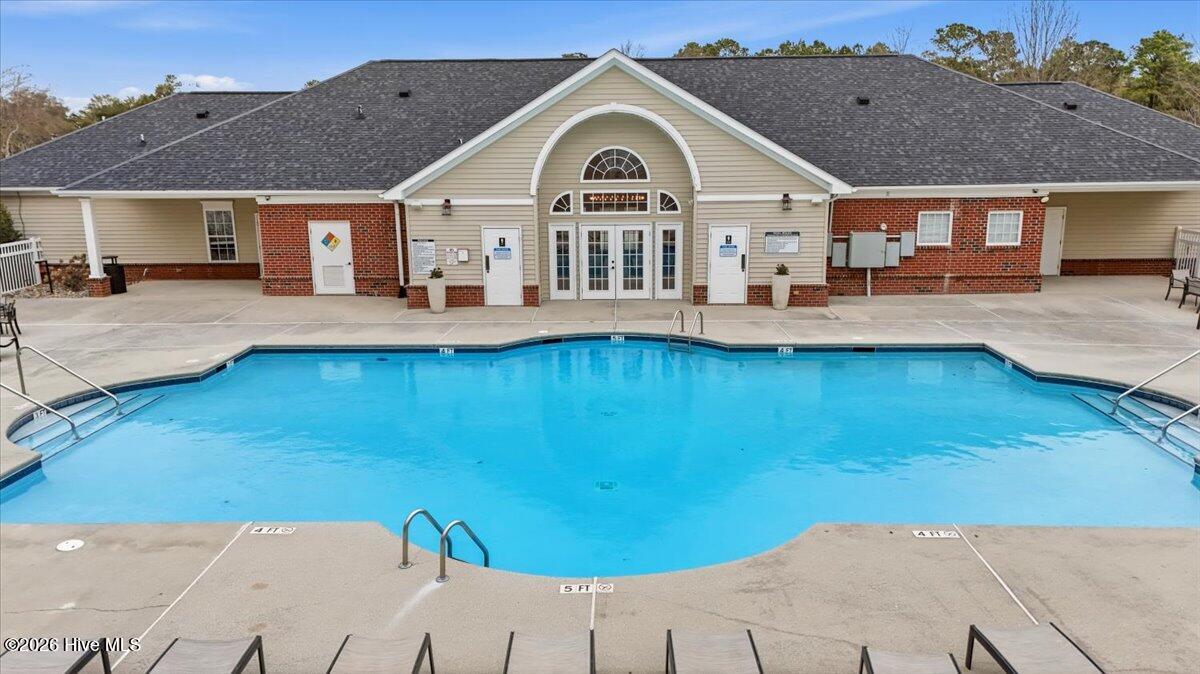 100557211 | Photo 16