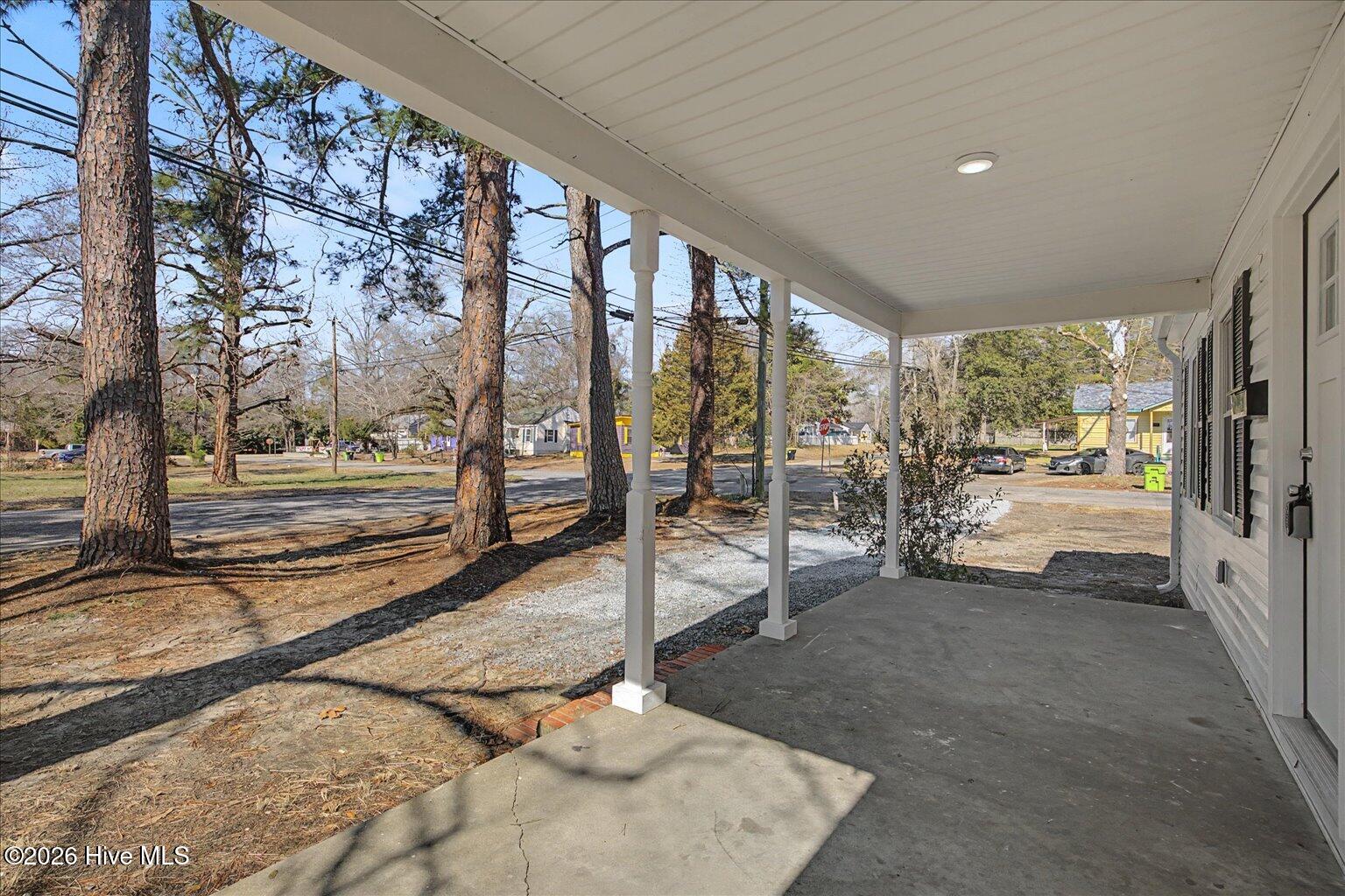 100554181 | Photo 48