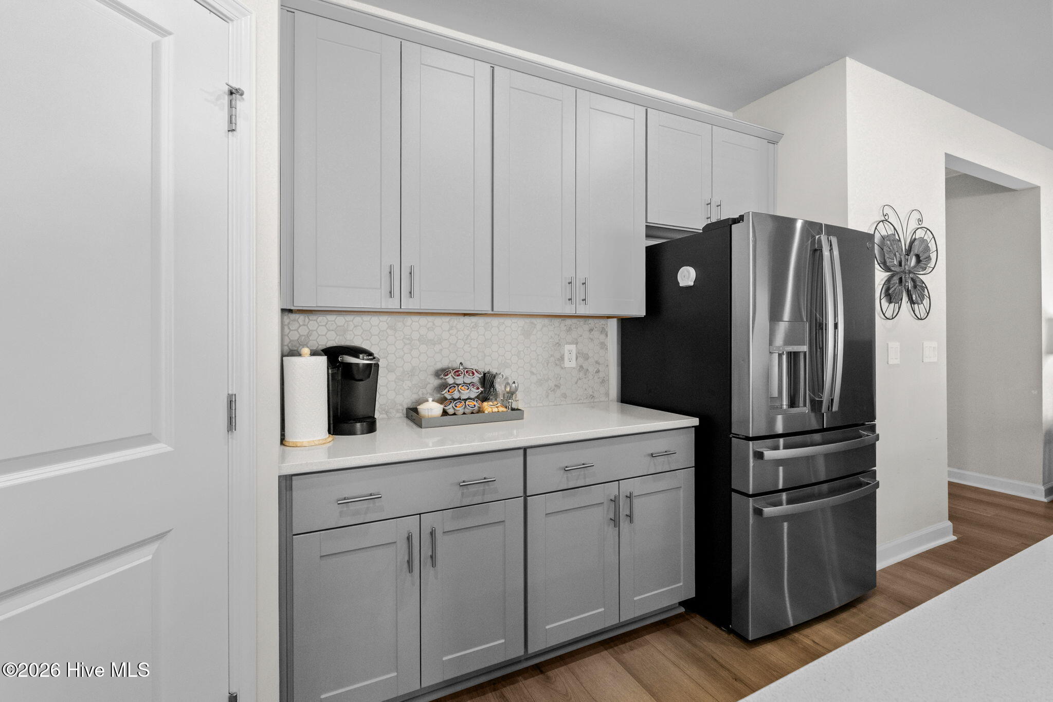 100563775 | Photo 16