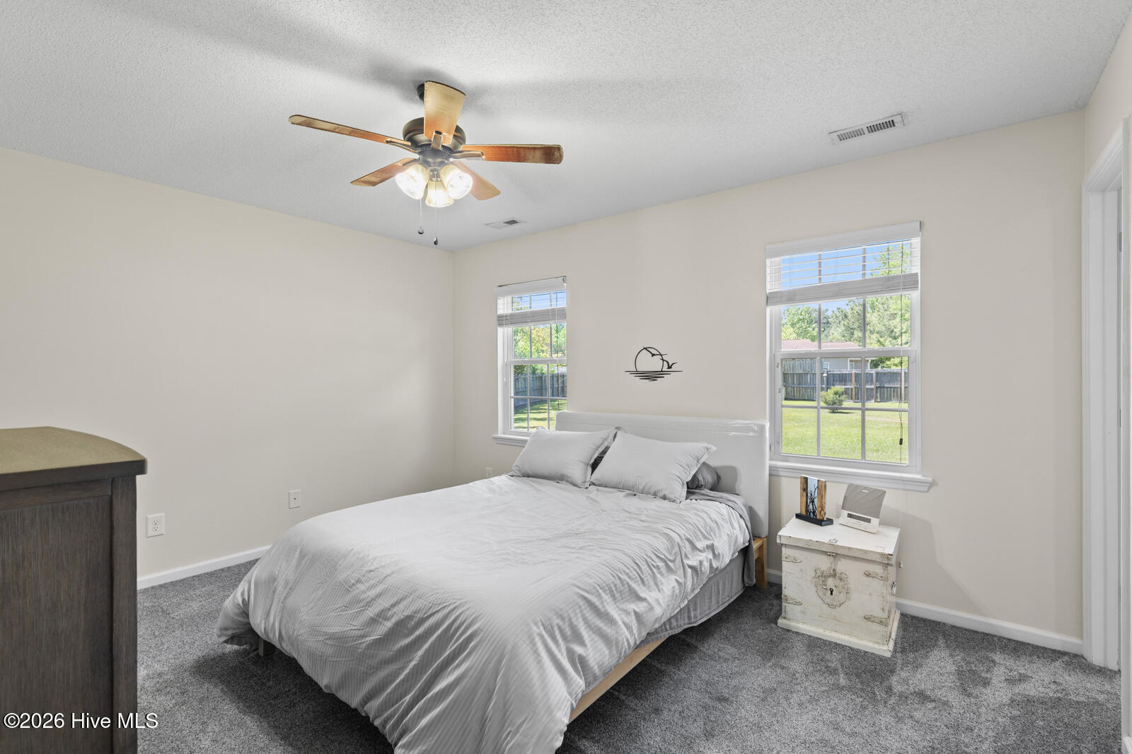 100568558 | Photo 16