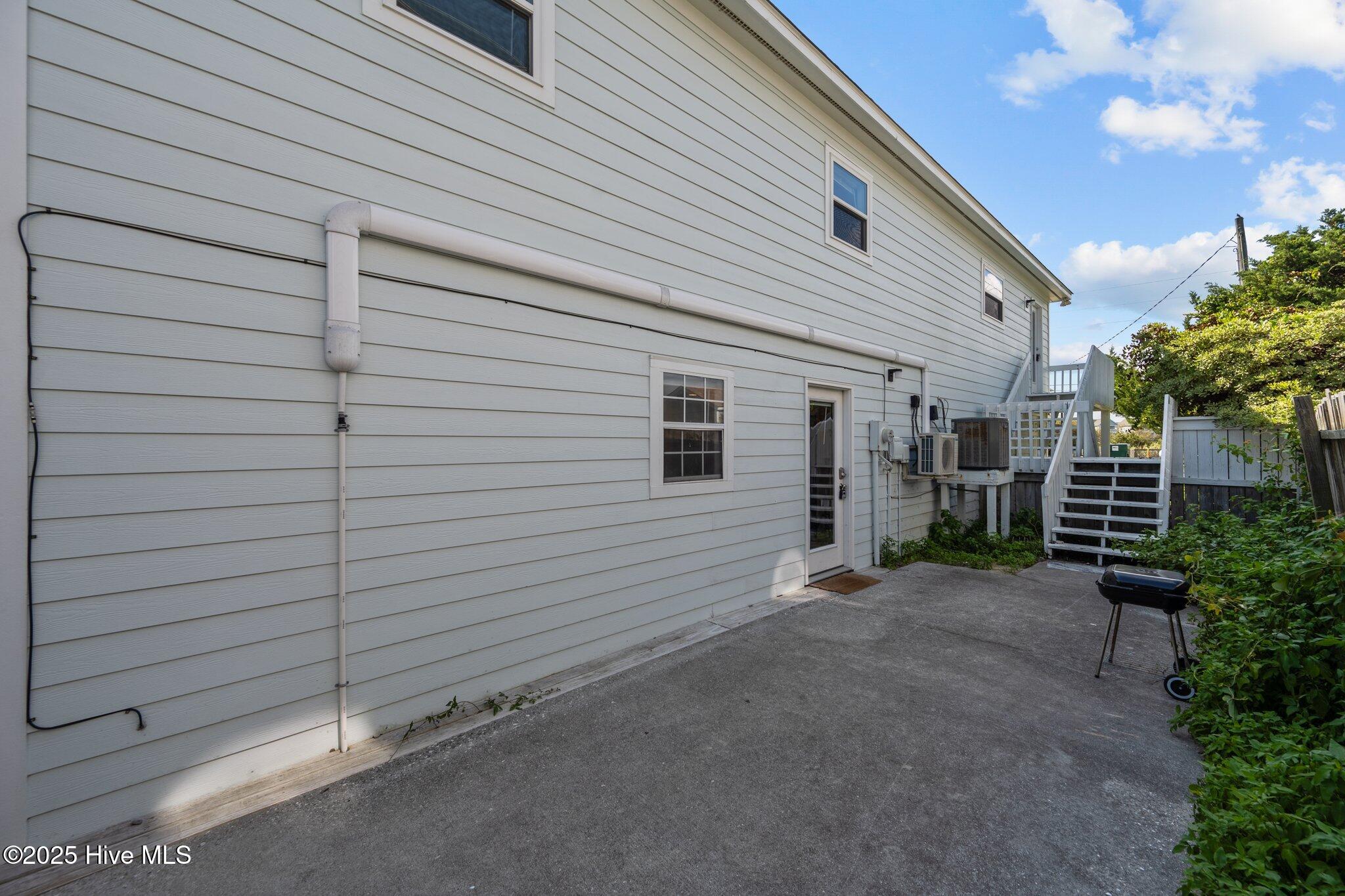 100501039 | Photo 36