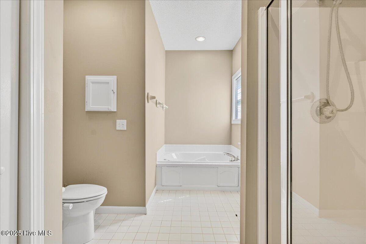 100561885 | Photo 55