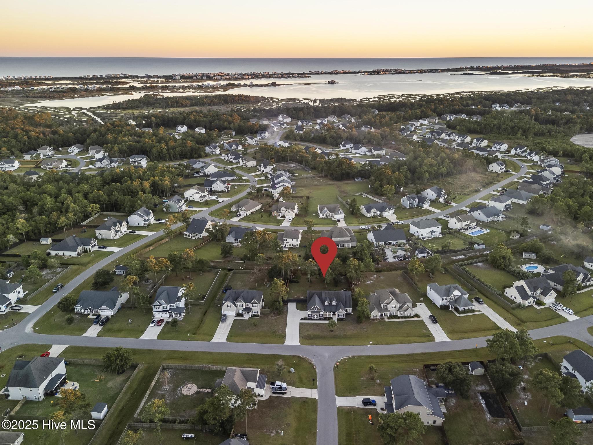 100536910 | Photo 54