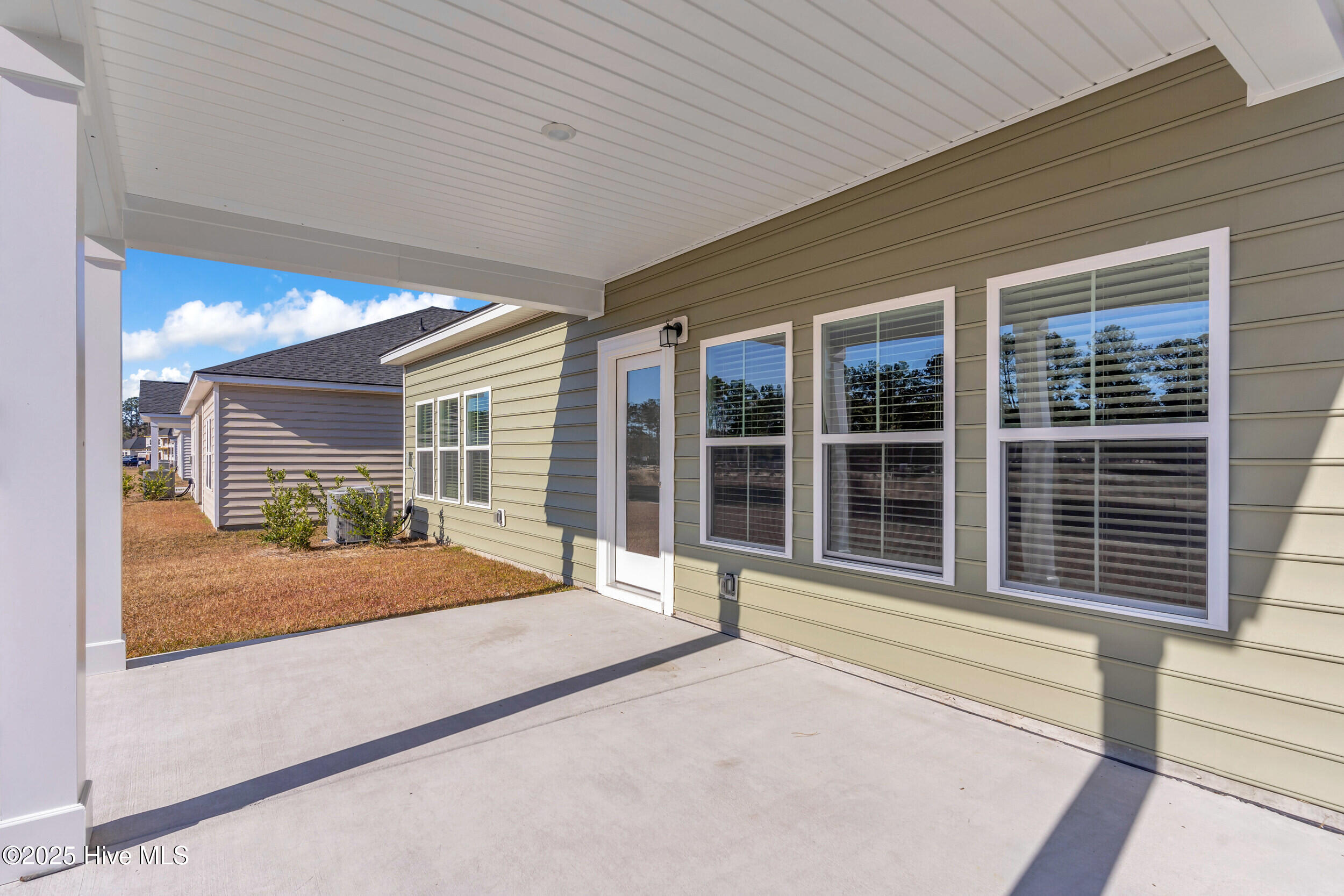 100546291 | Photo 26