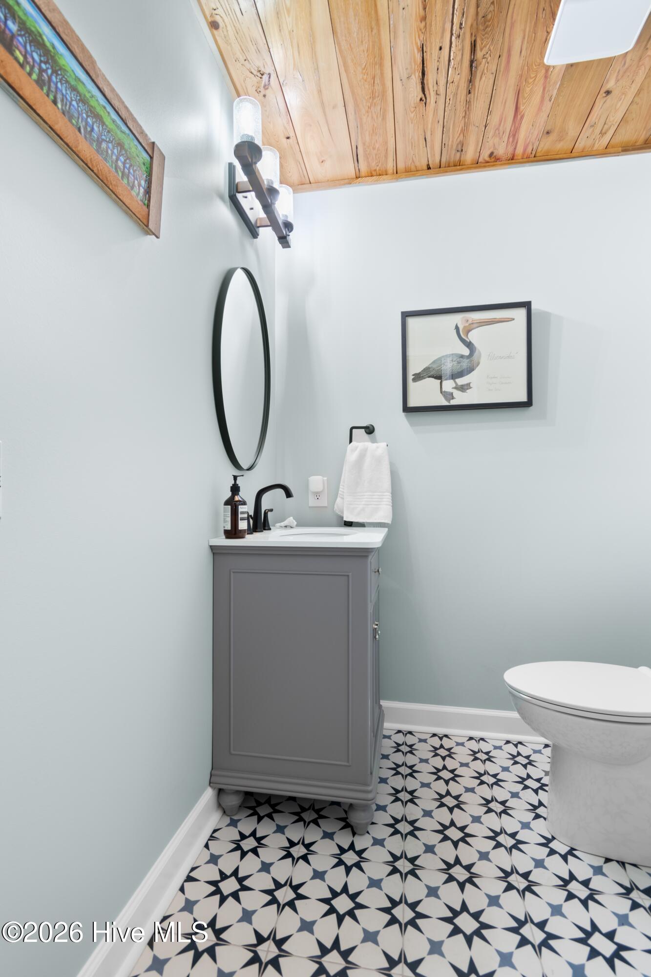 100558104 | Photo 22