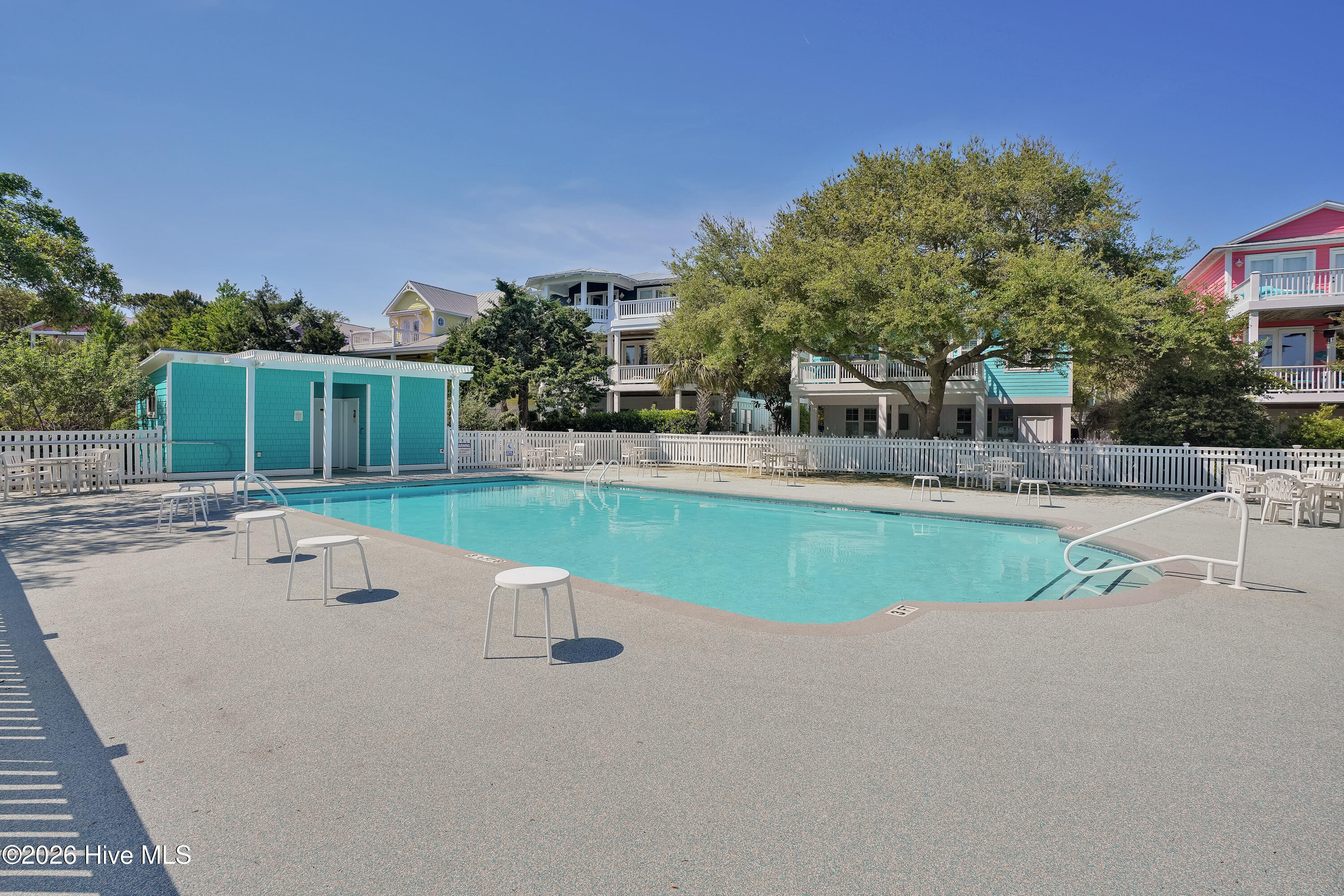 100558713 | Photo 12