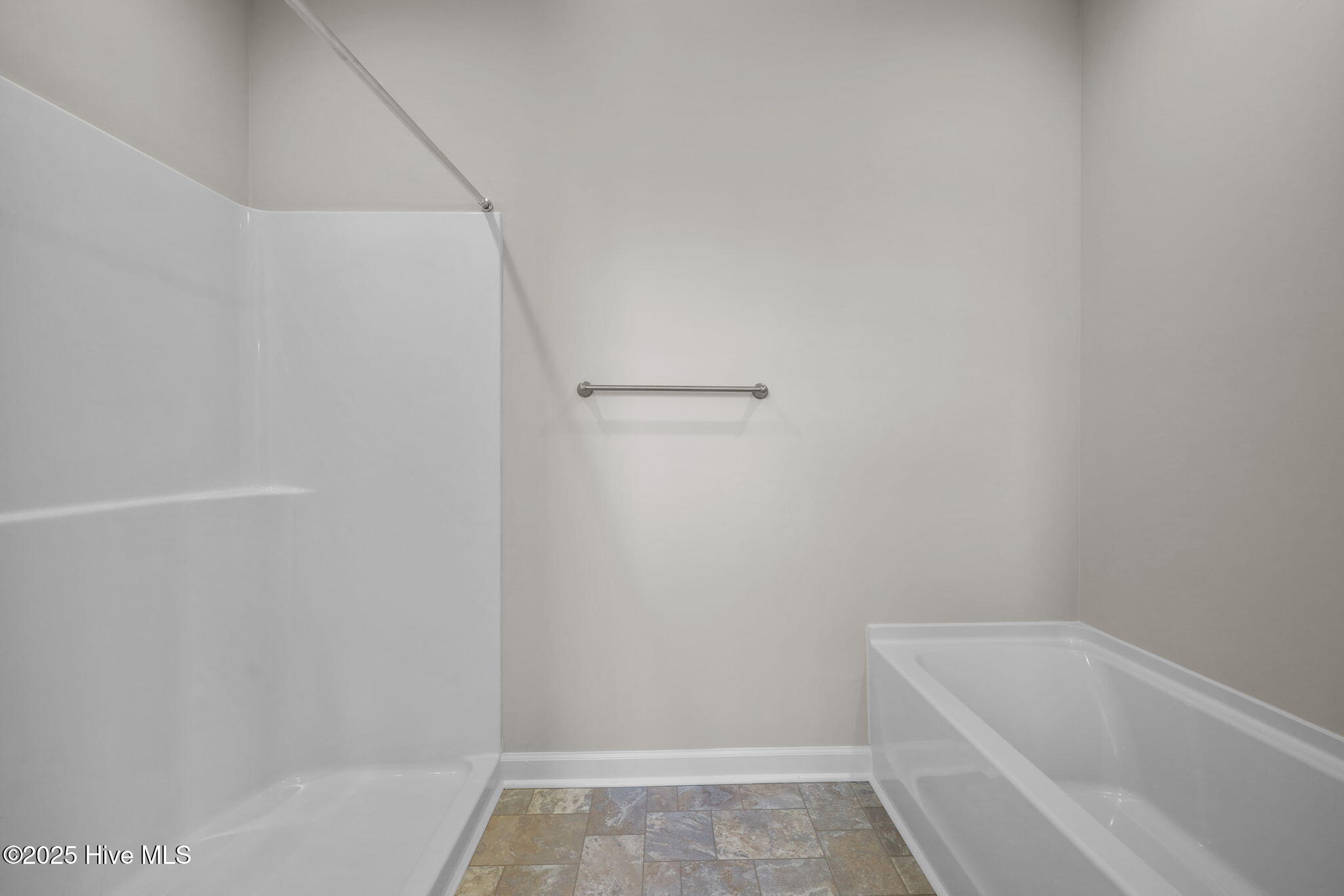 100504160 | Photo 21