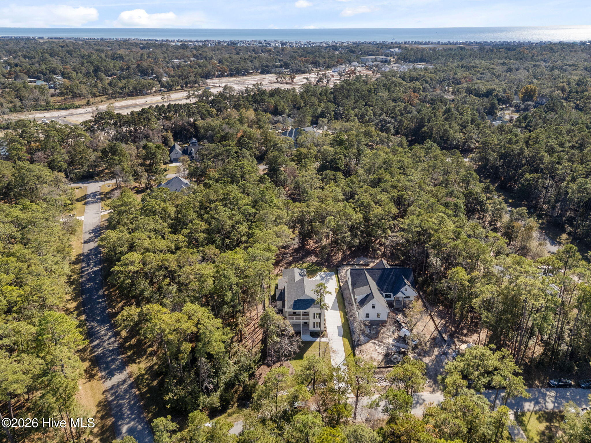 100548925 | Photo 56