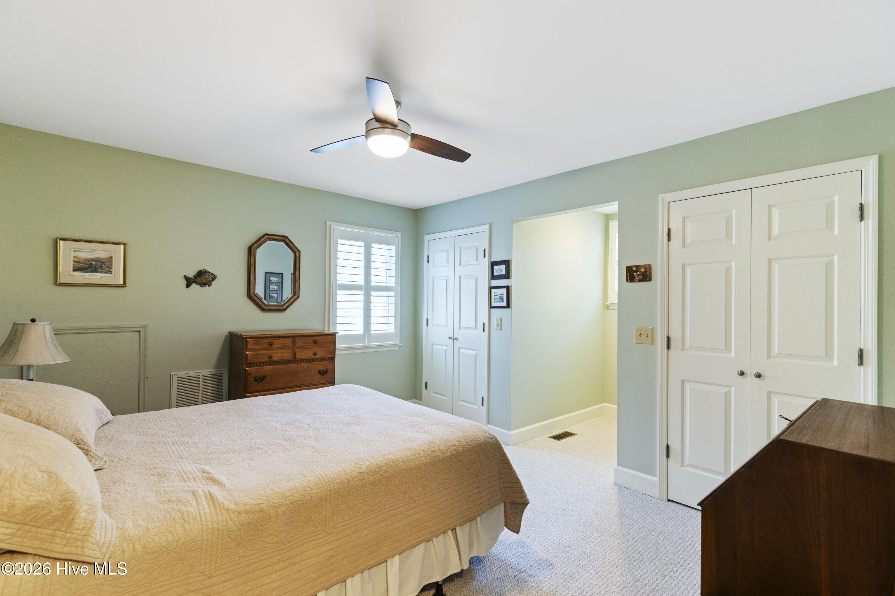 100569579 | Photo 58