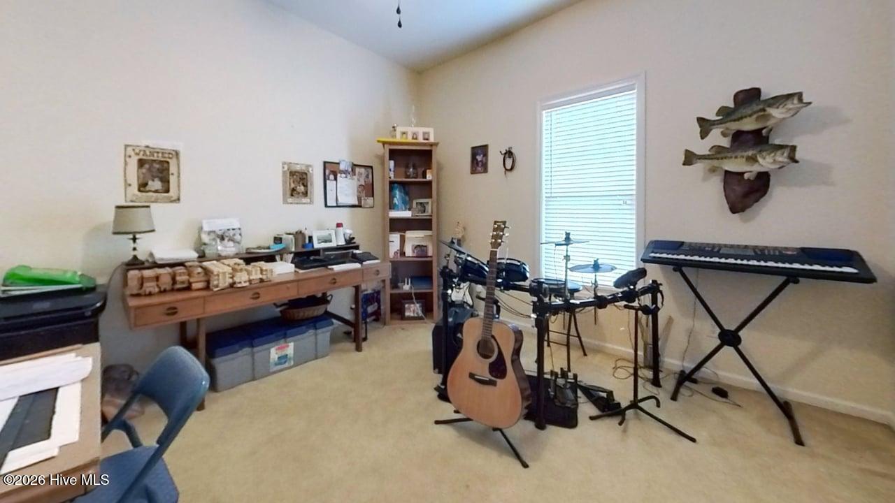 100559167 | Photo 29