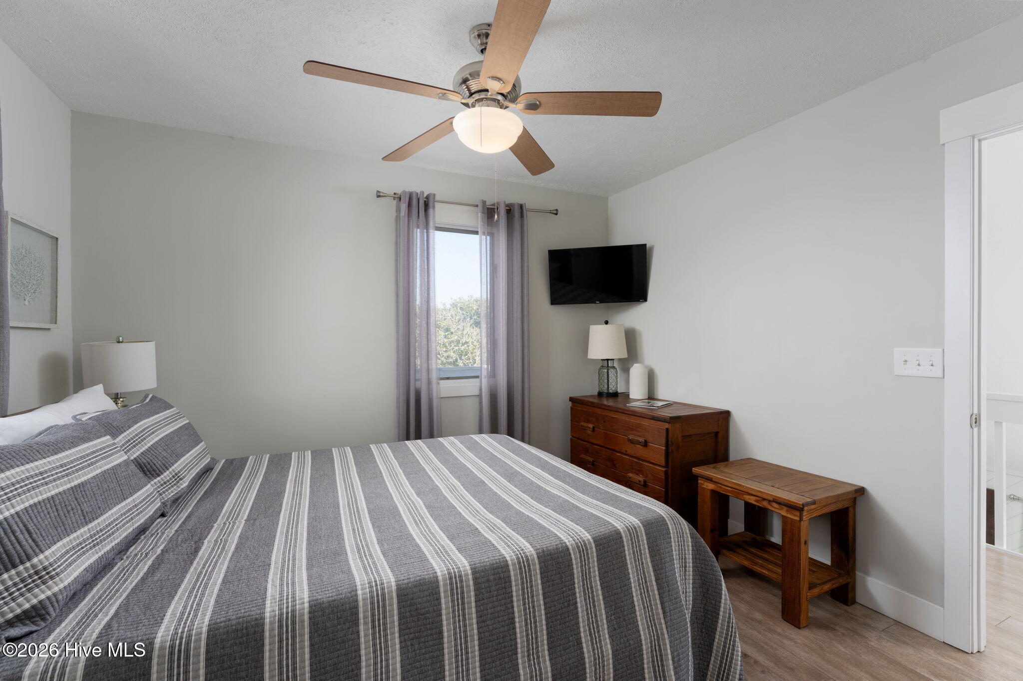 100552725 | Photo 32