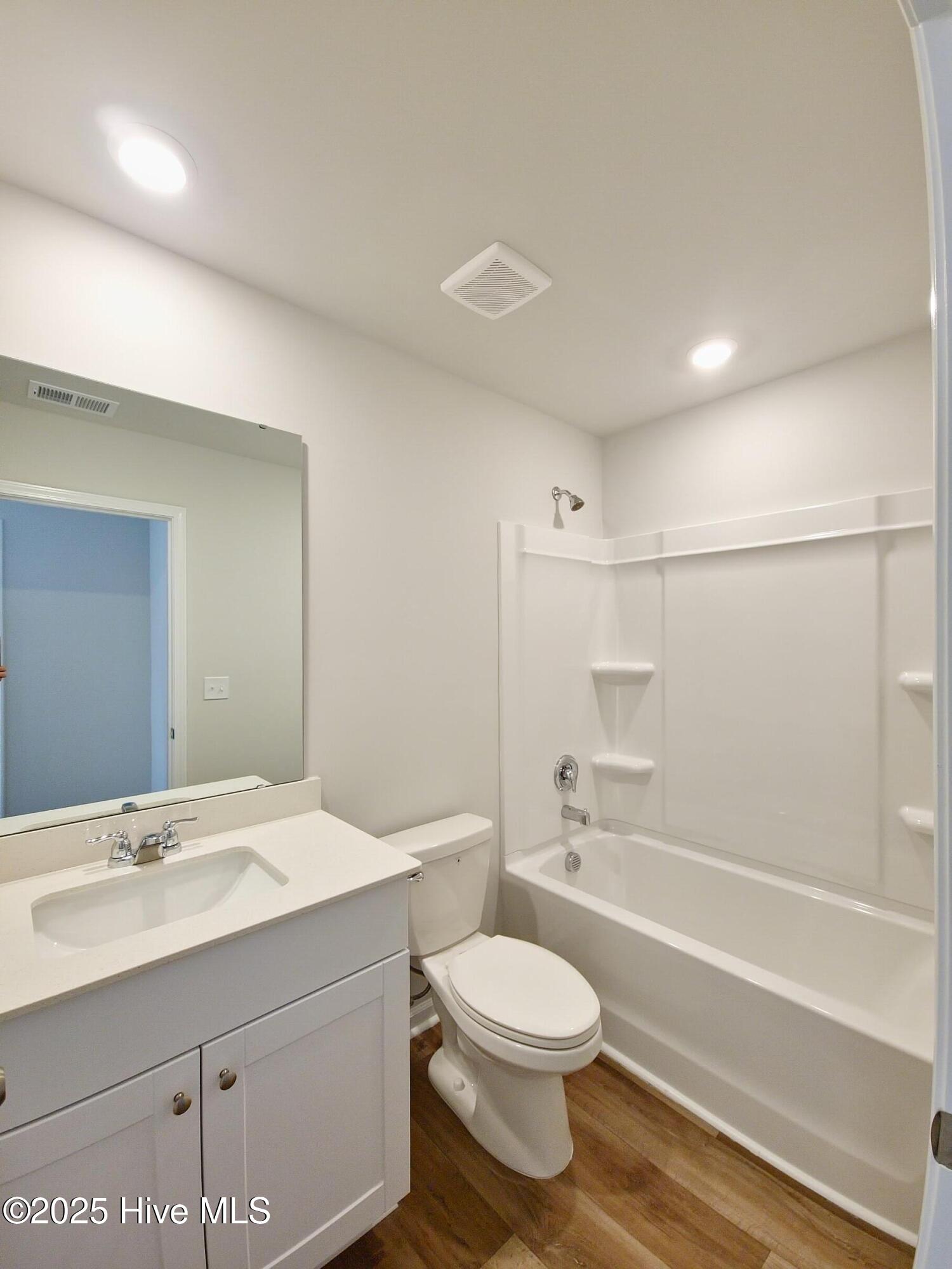 100544307 | Photo 14