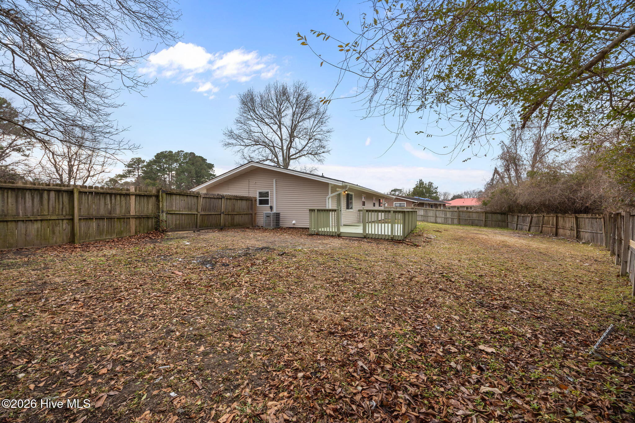 100552306 | Photo 52