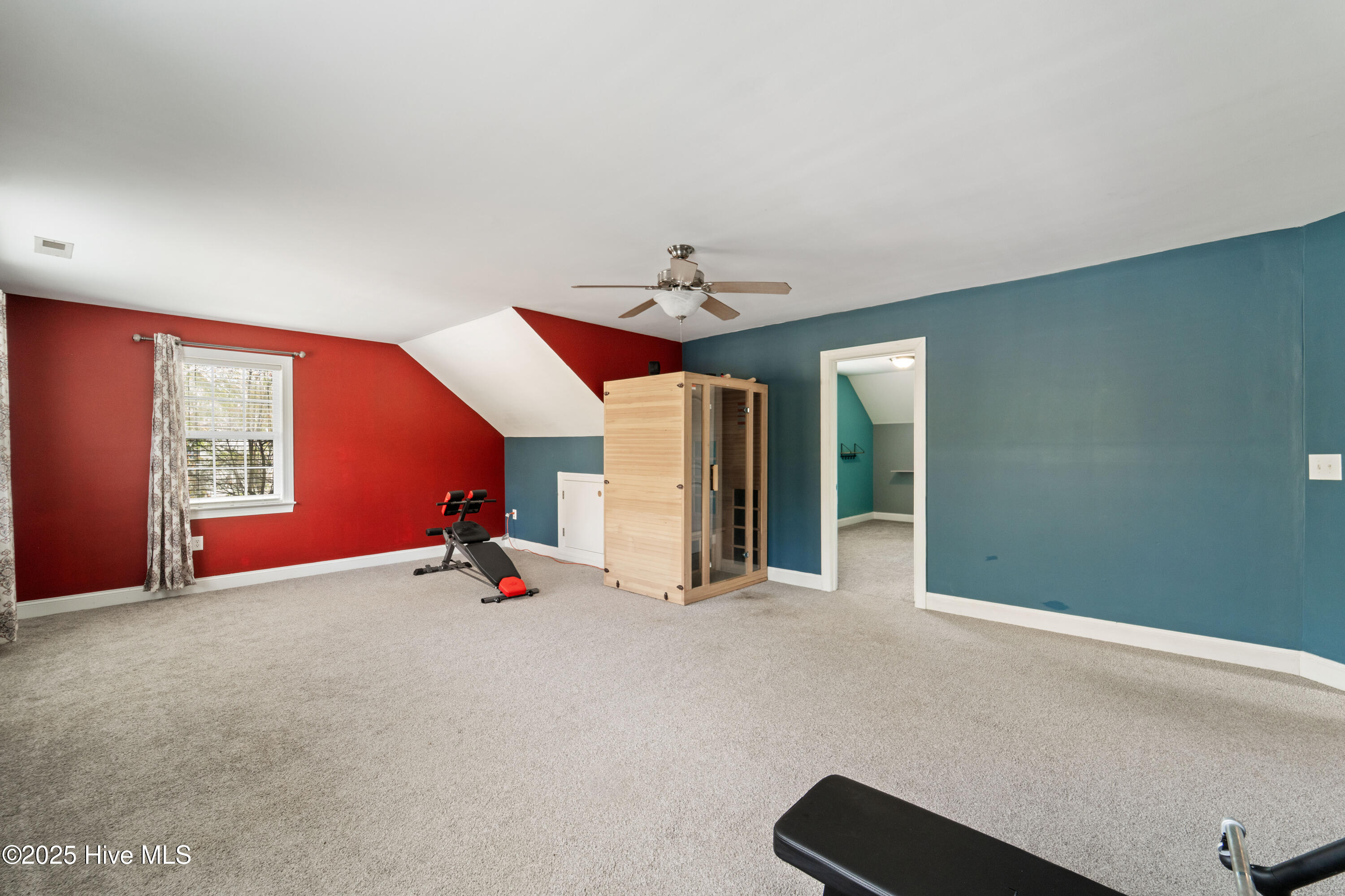 100544127 | Photo 59