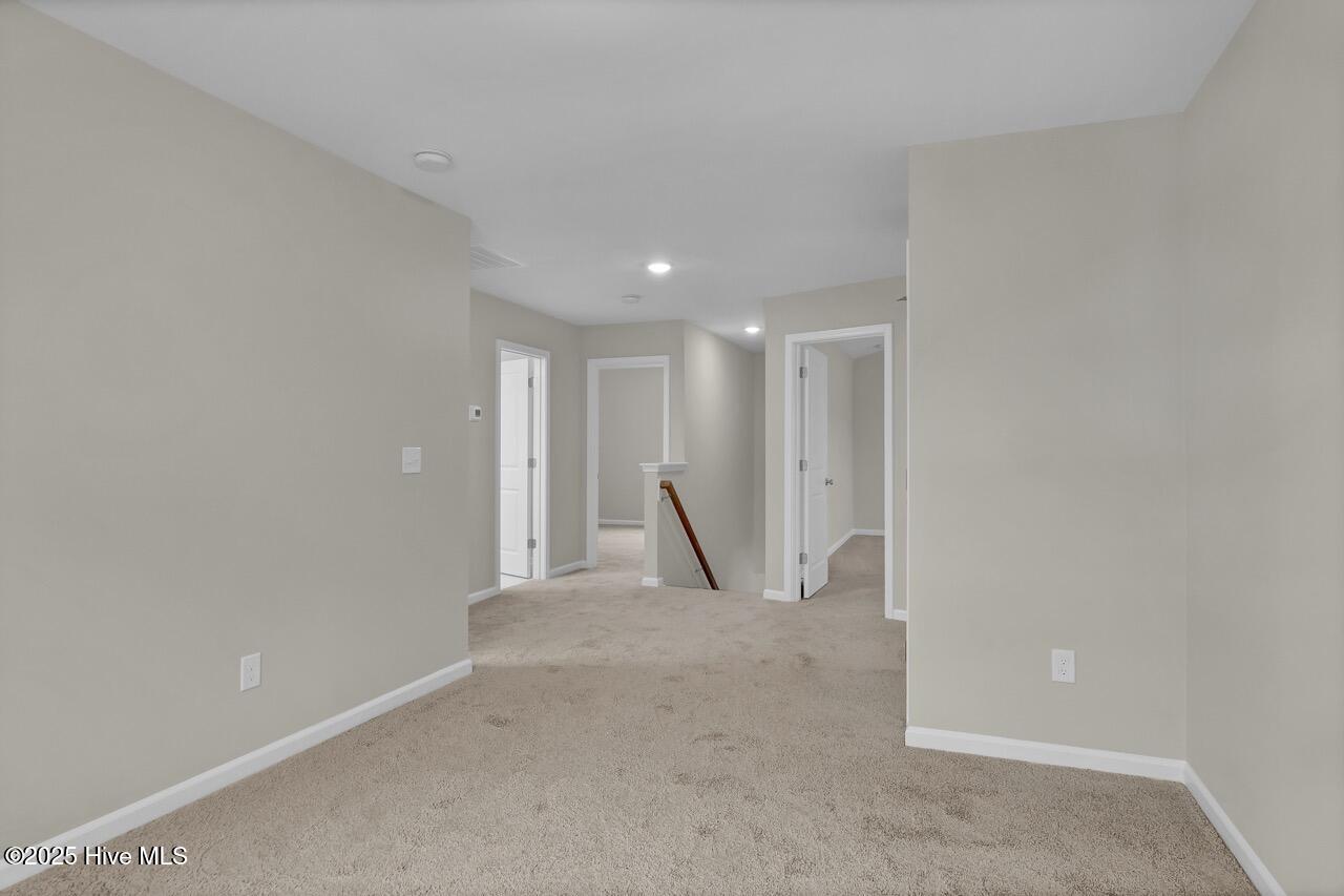 100543340 | Photo 42