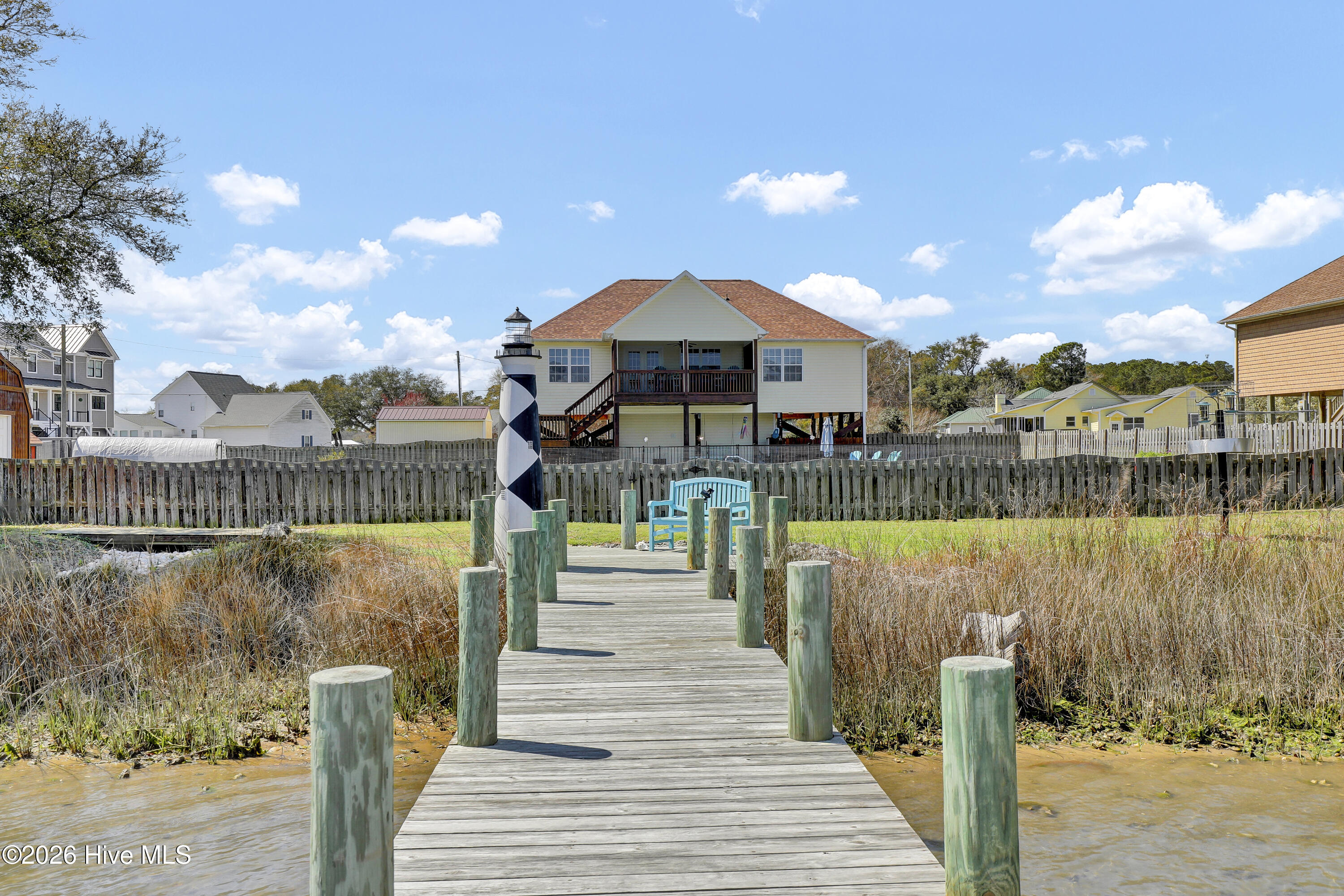 100561433 | Photo 46