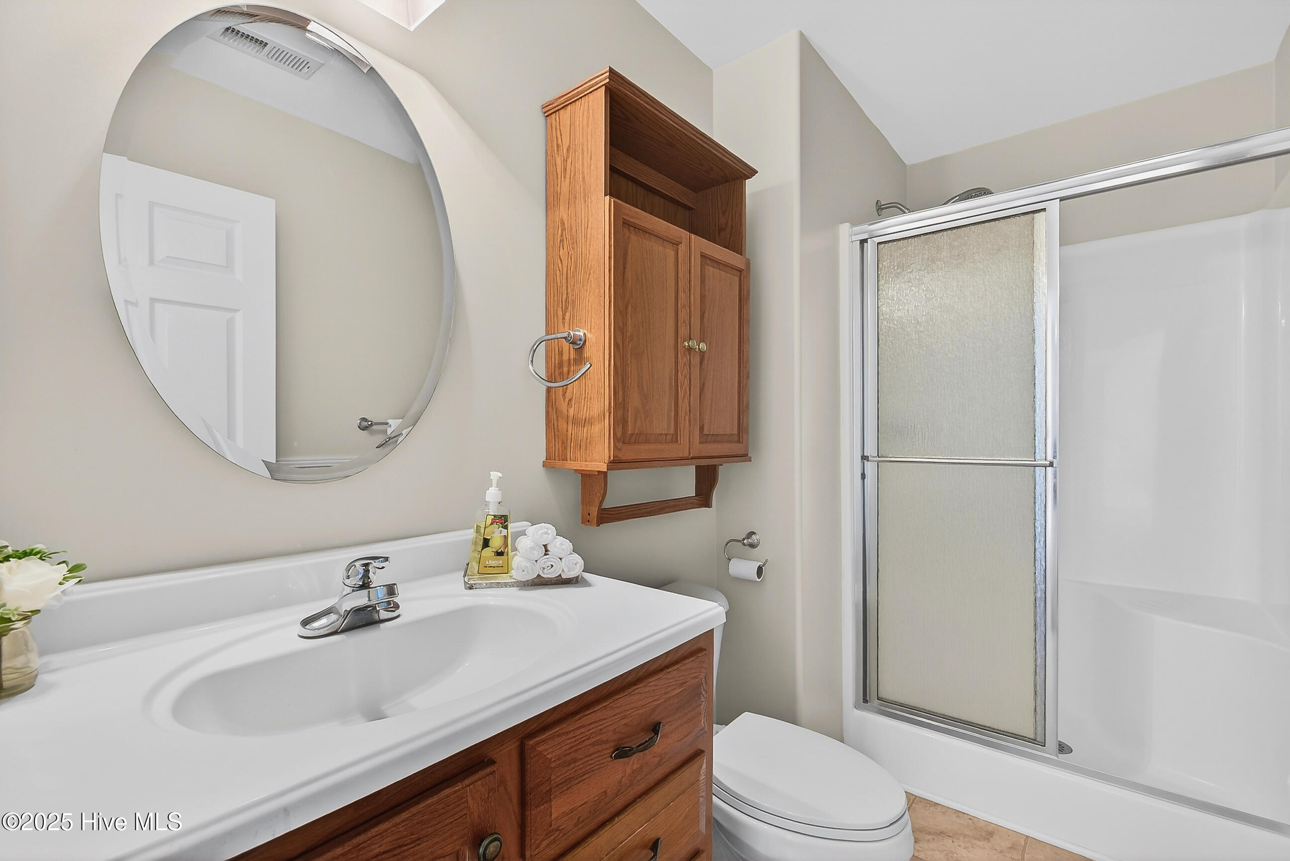 100546010 | Photo 27