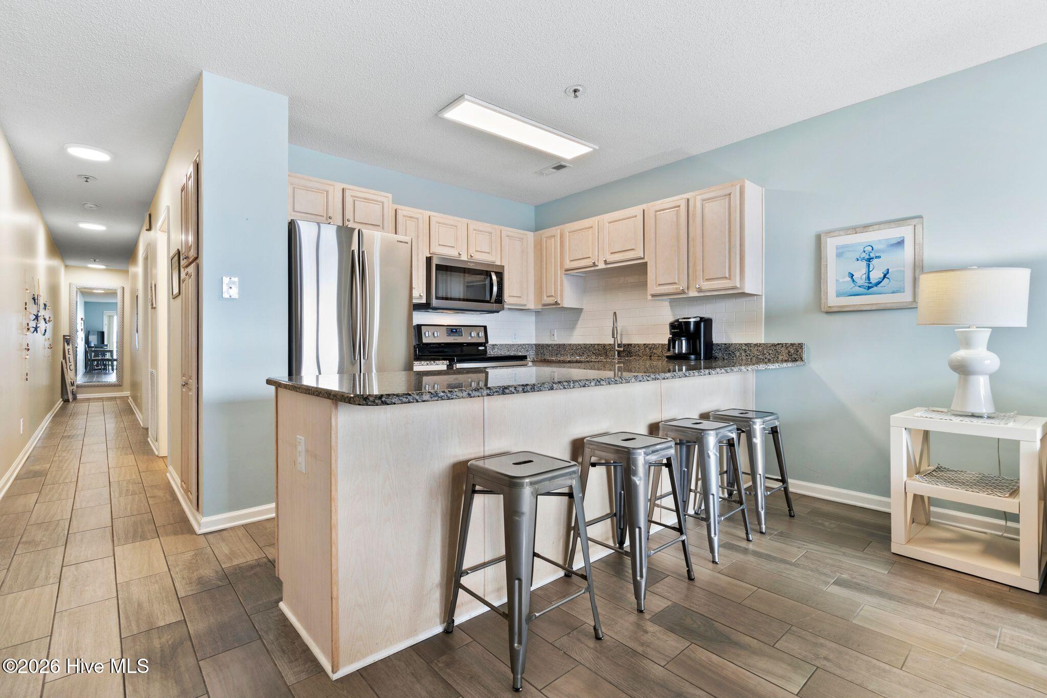 100551504 | Photo 10