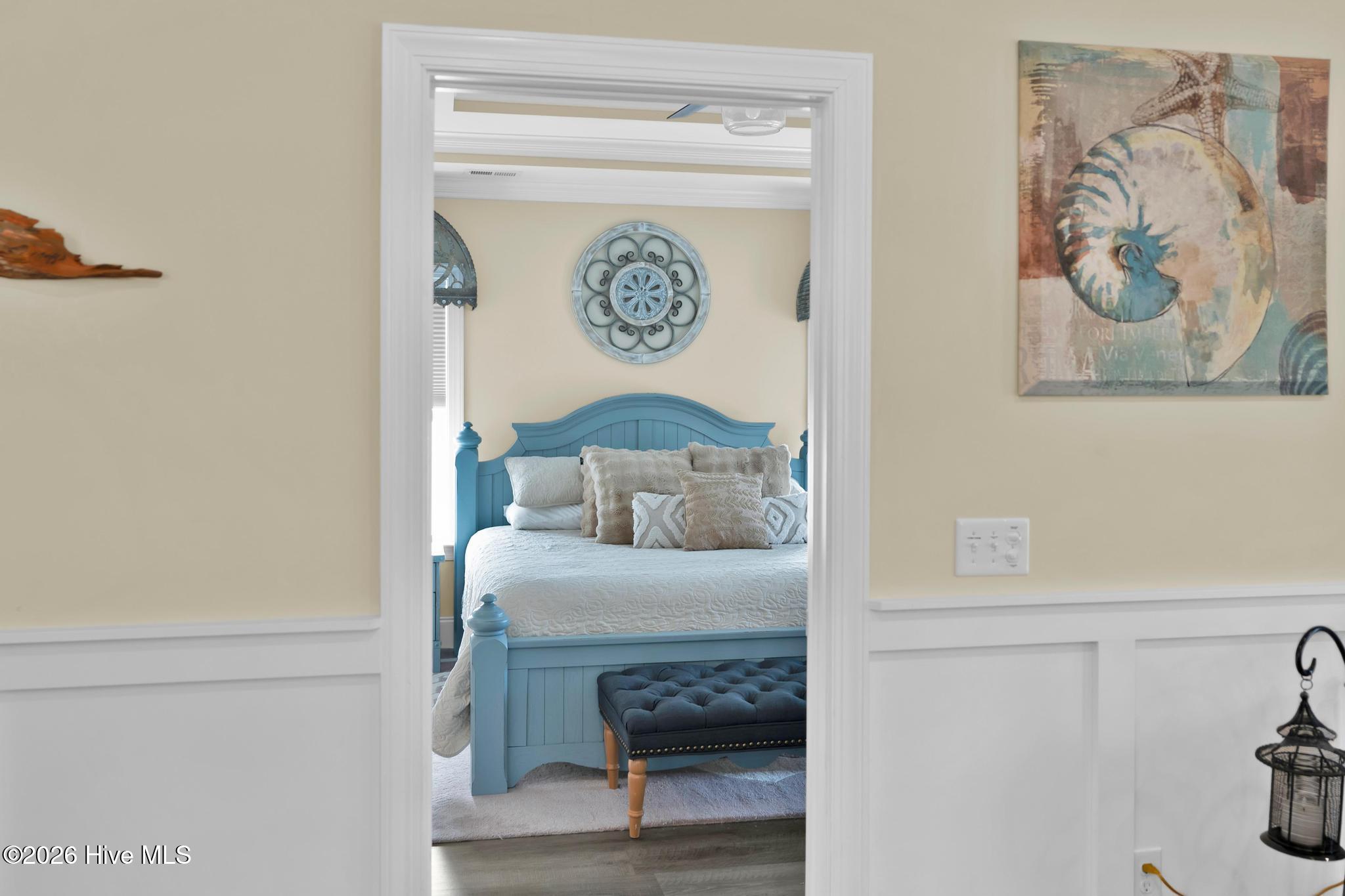 100548607 | Photo 20