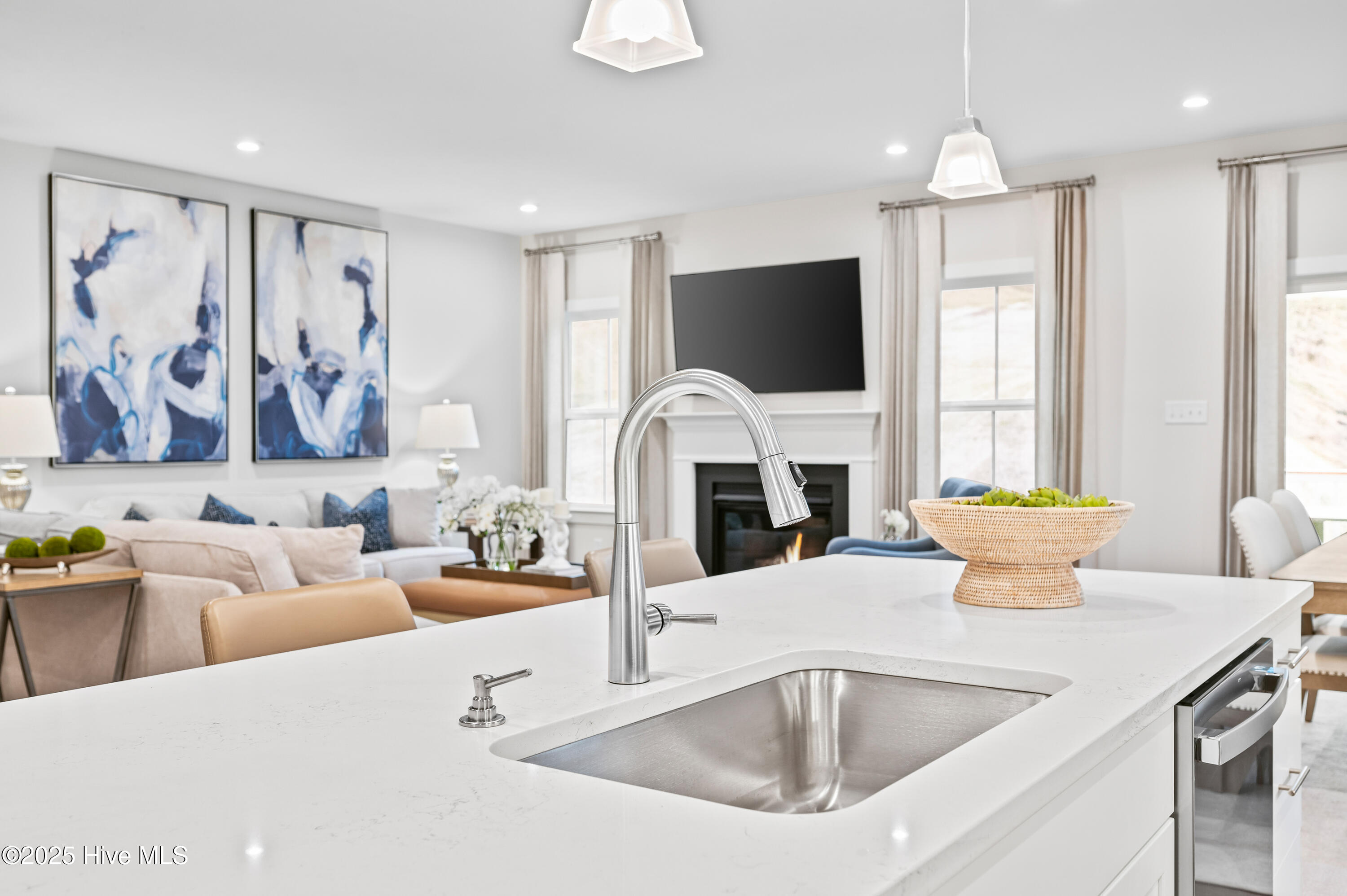 Homes for sale in Navassa, NC | 4158 Farmfield Dr, Navassa, NC 28451 | MLS# 100522571