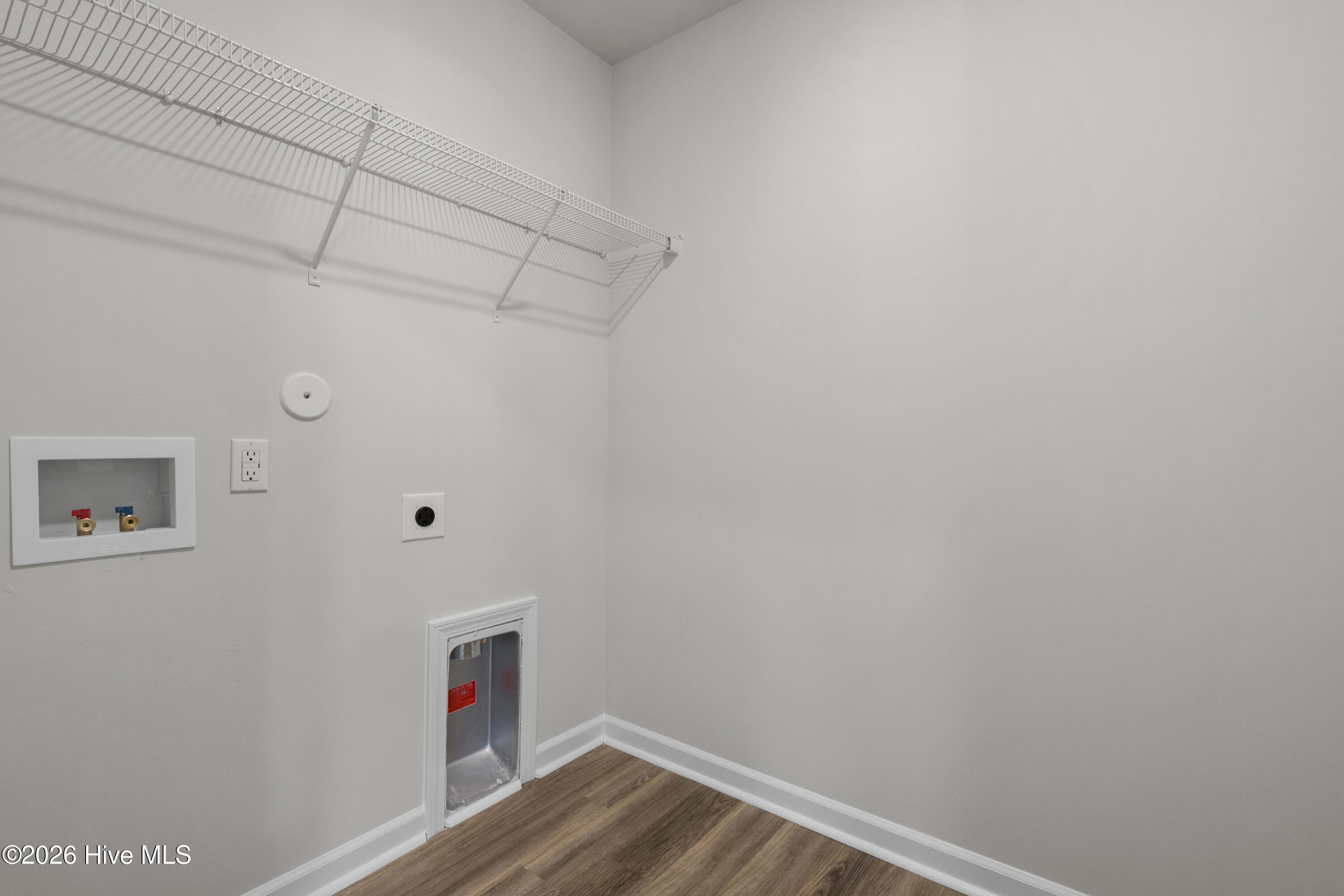 100552146 | Photo 29