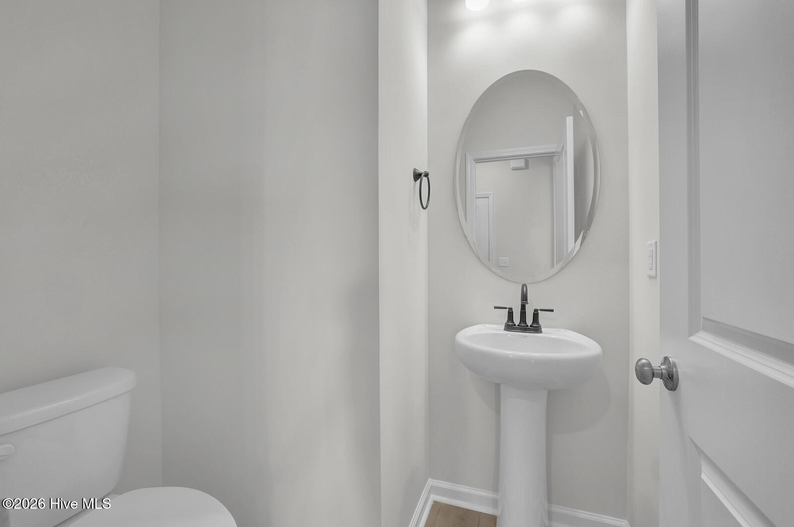 100538146 | Photo 12