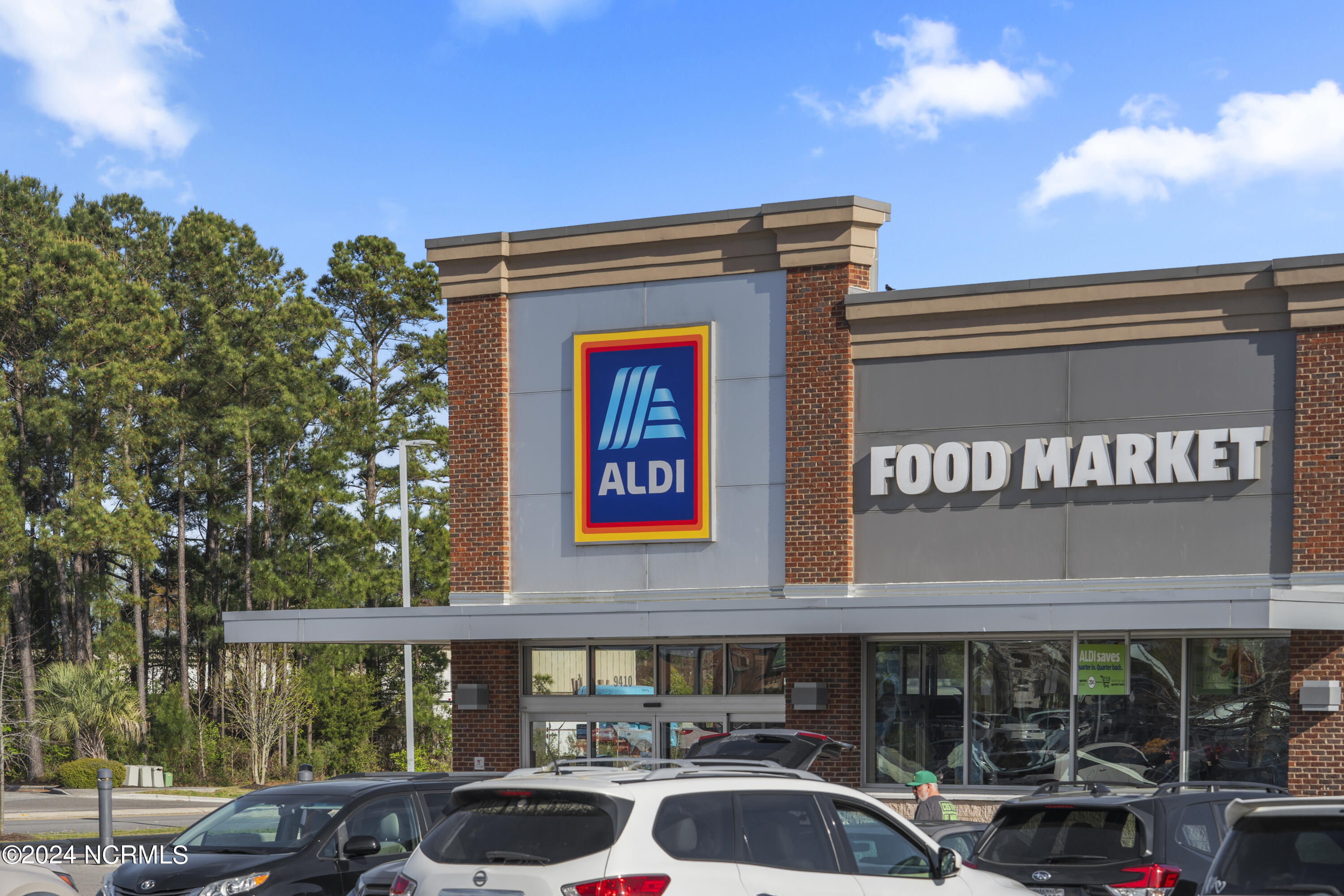 100542877 | Photo 32