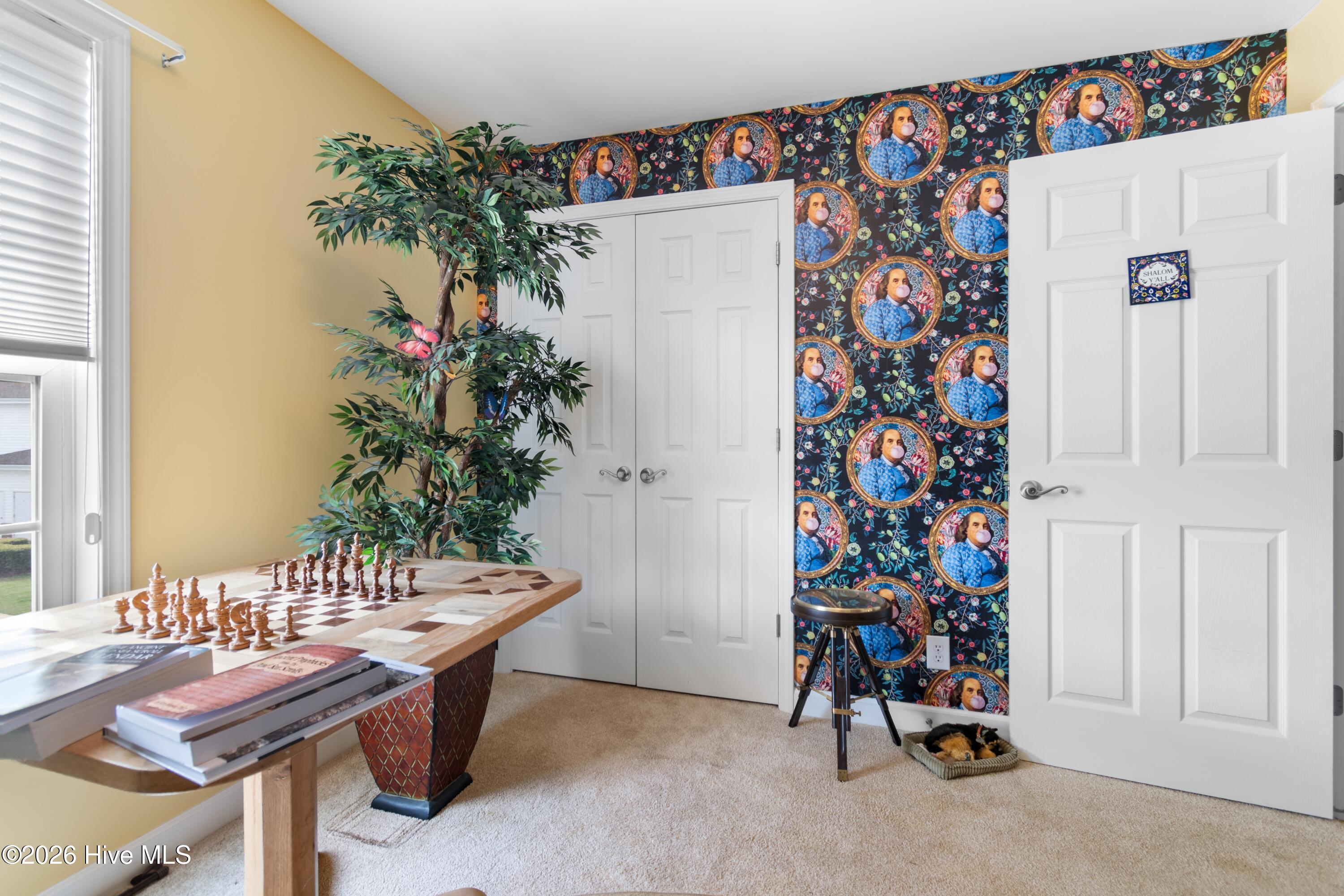 100560403 | Photo 25