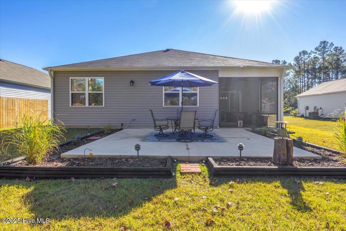 100539995 | Photo 50