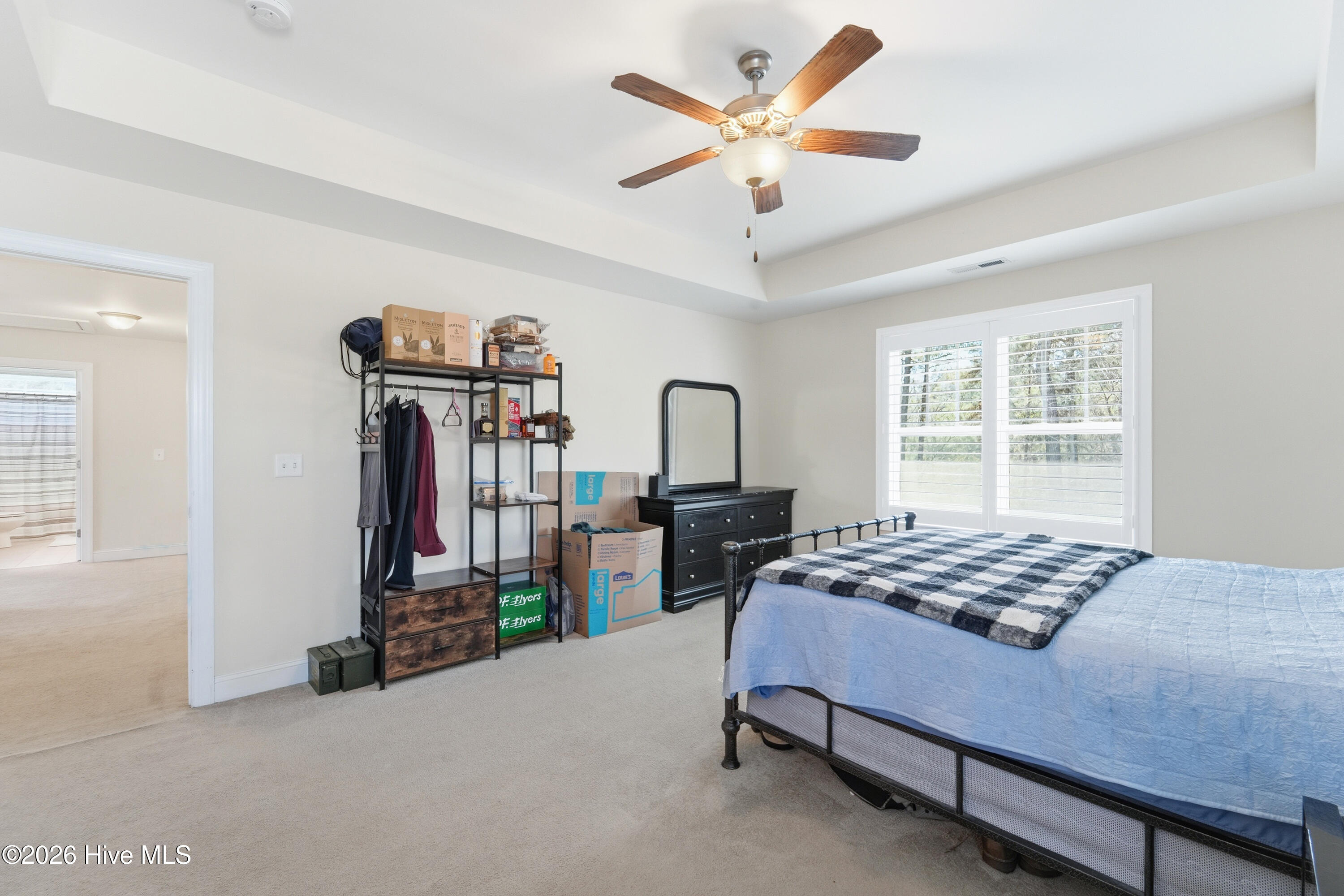 100562965 | Photo 68