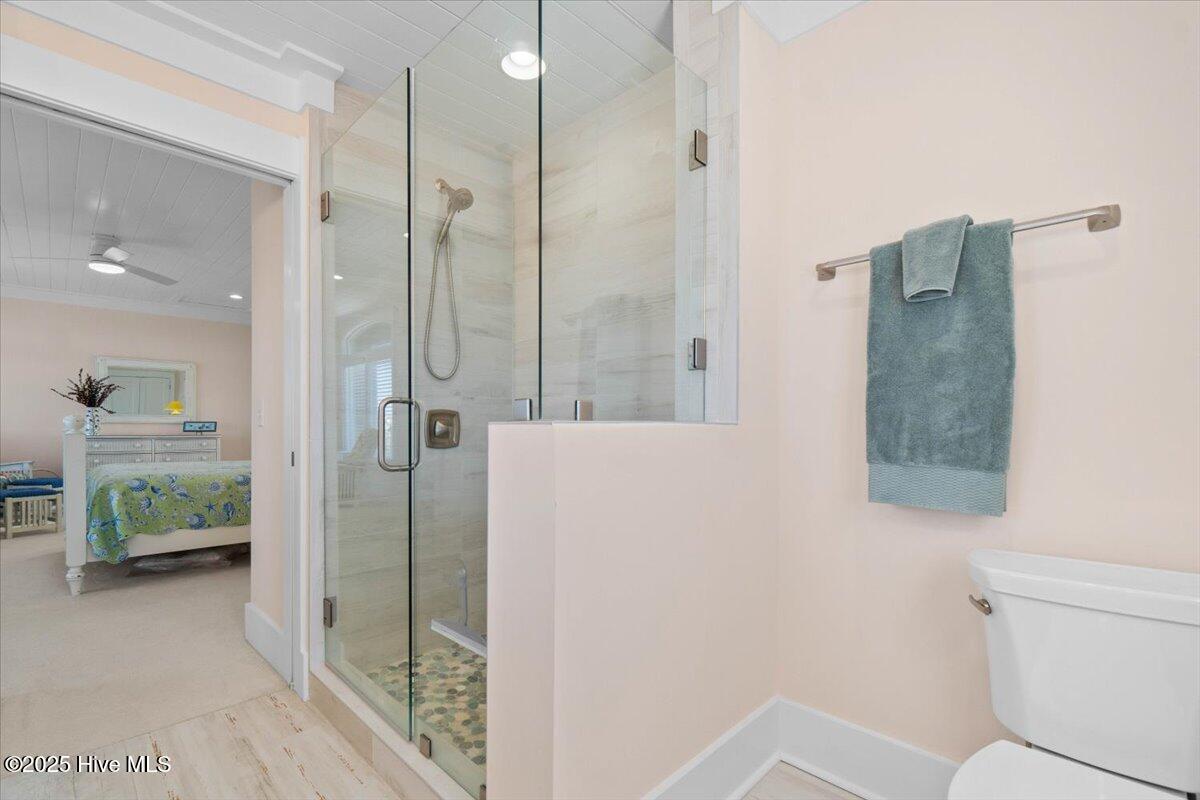 100491372 | Photo 75