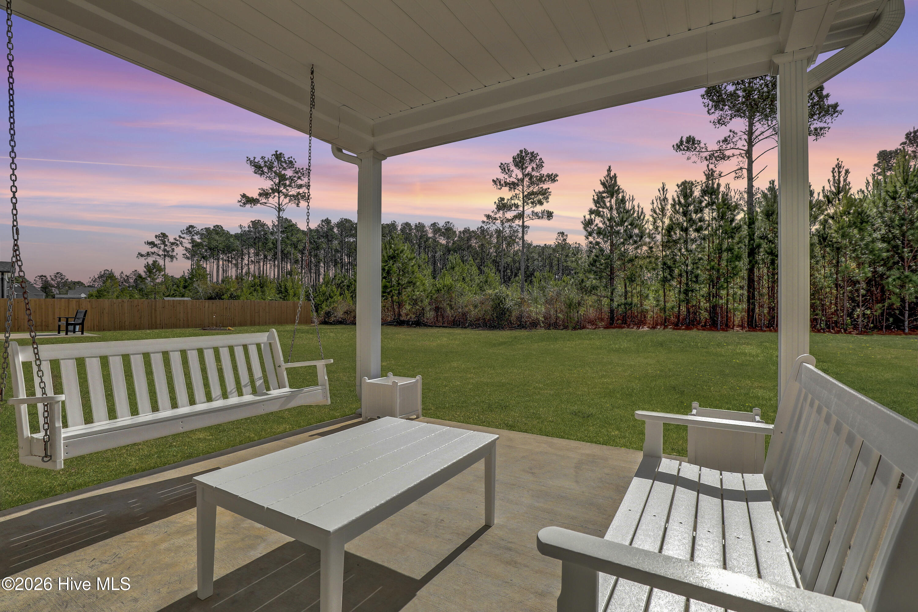 100550912 | Photo 31