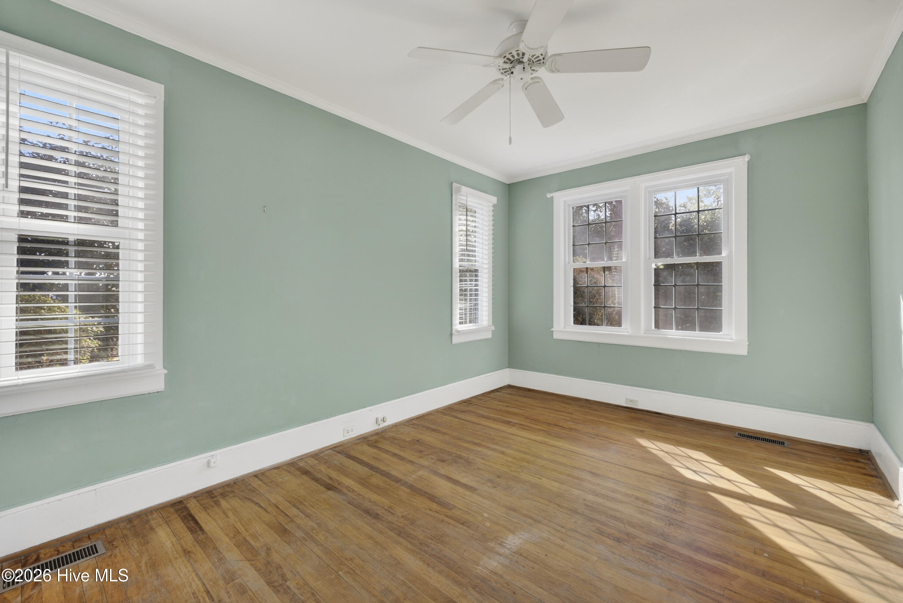 100540787 | Photo 21