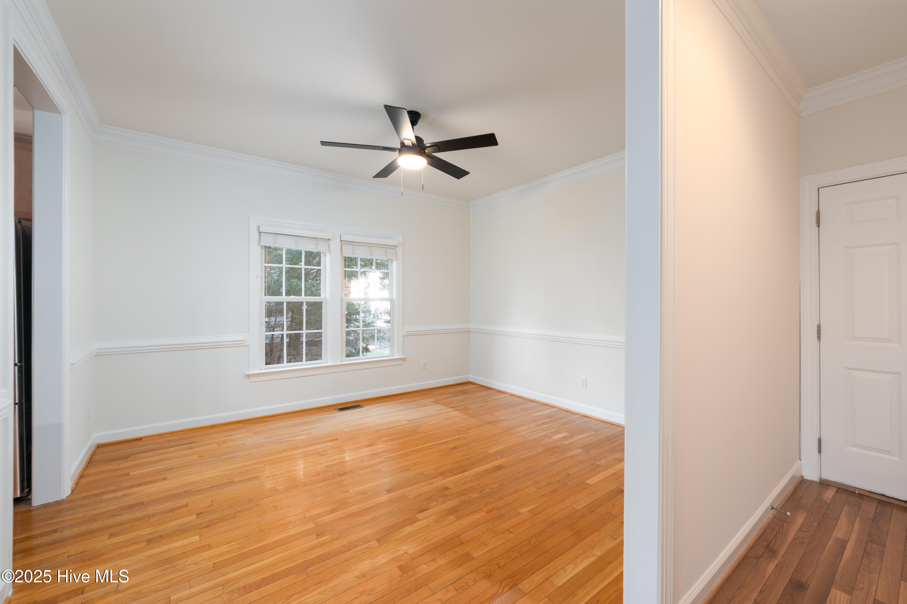 100497692 | Photo 17