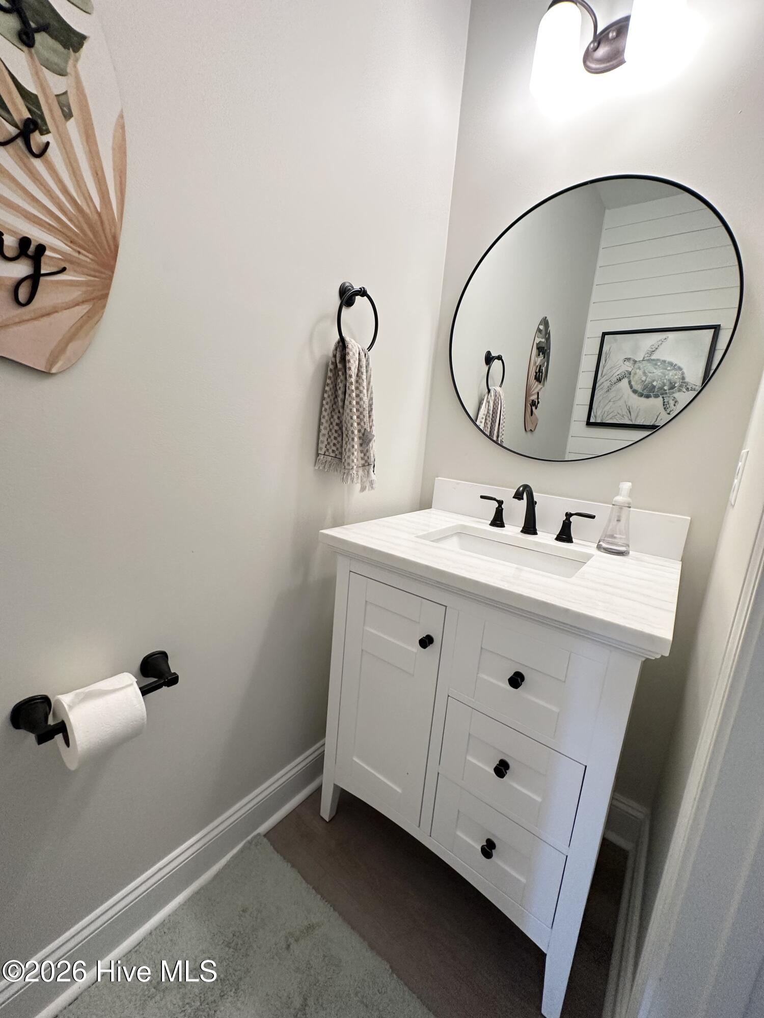 100563138 | Photo 13