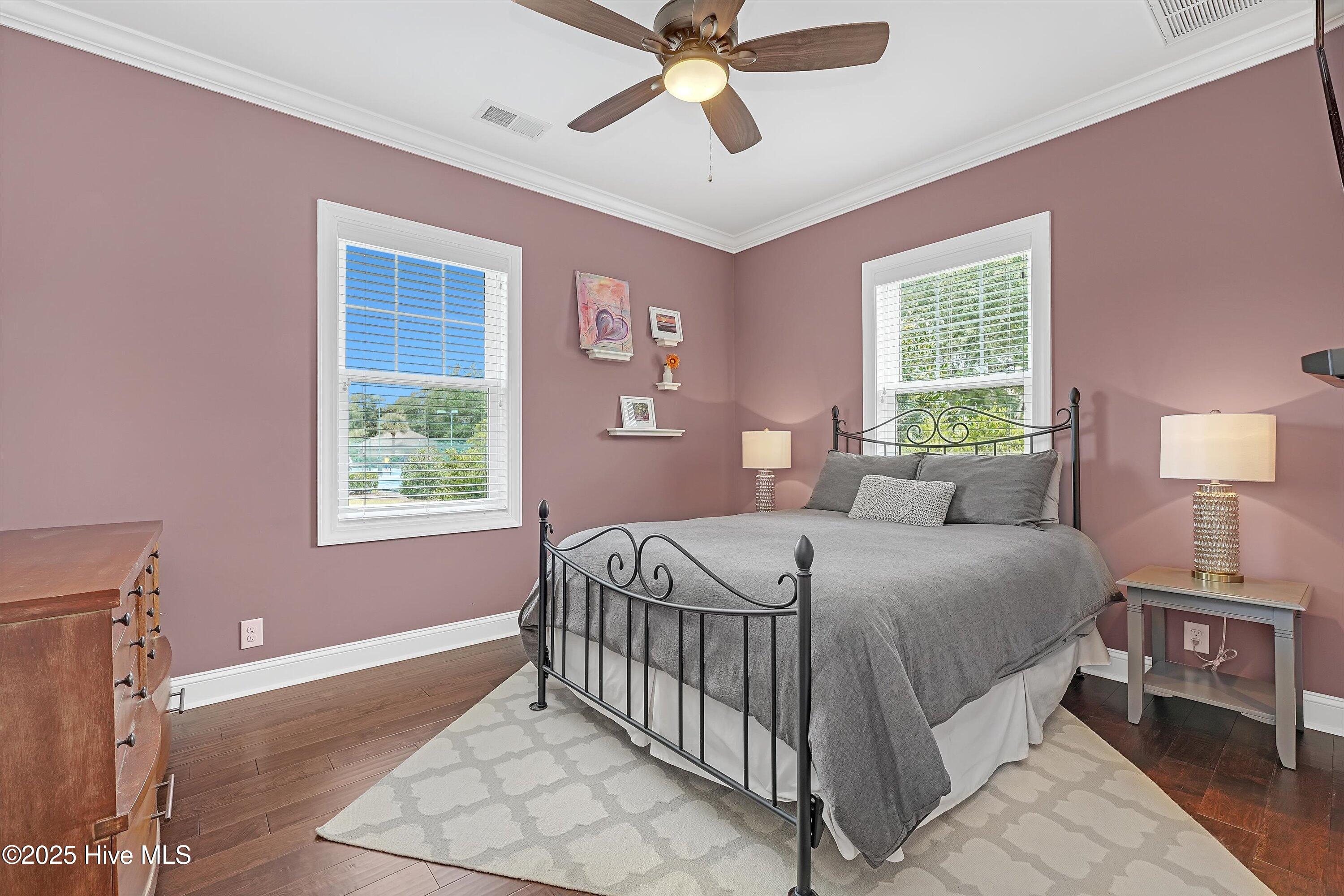 100528105 | Photo 29